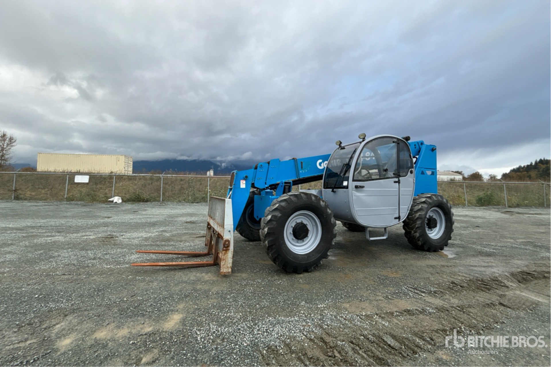 General Appearance with Picture, Left Front Corner