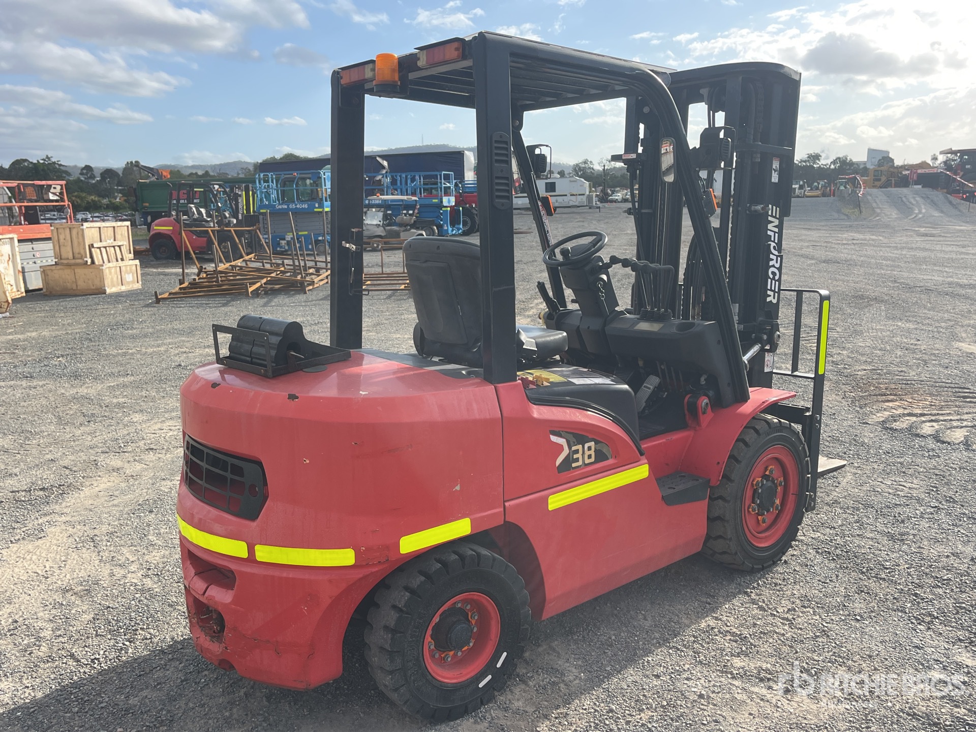 General Appearance with Picture, Left Rear Corner