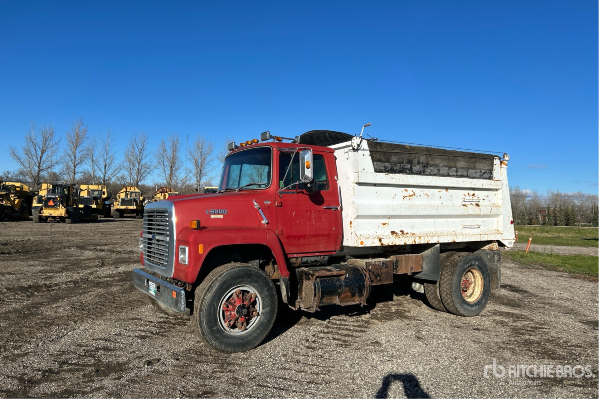 General Appearance with Bild, Ecke vorne links