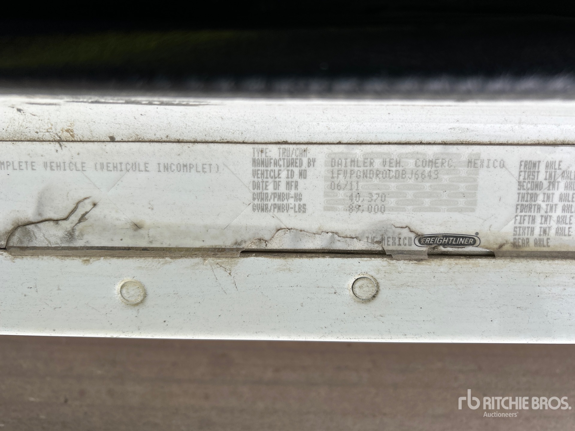 General Appearance with Numer seryjny/numer identyfikacyjny pojazdu