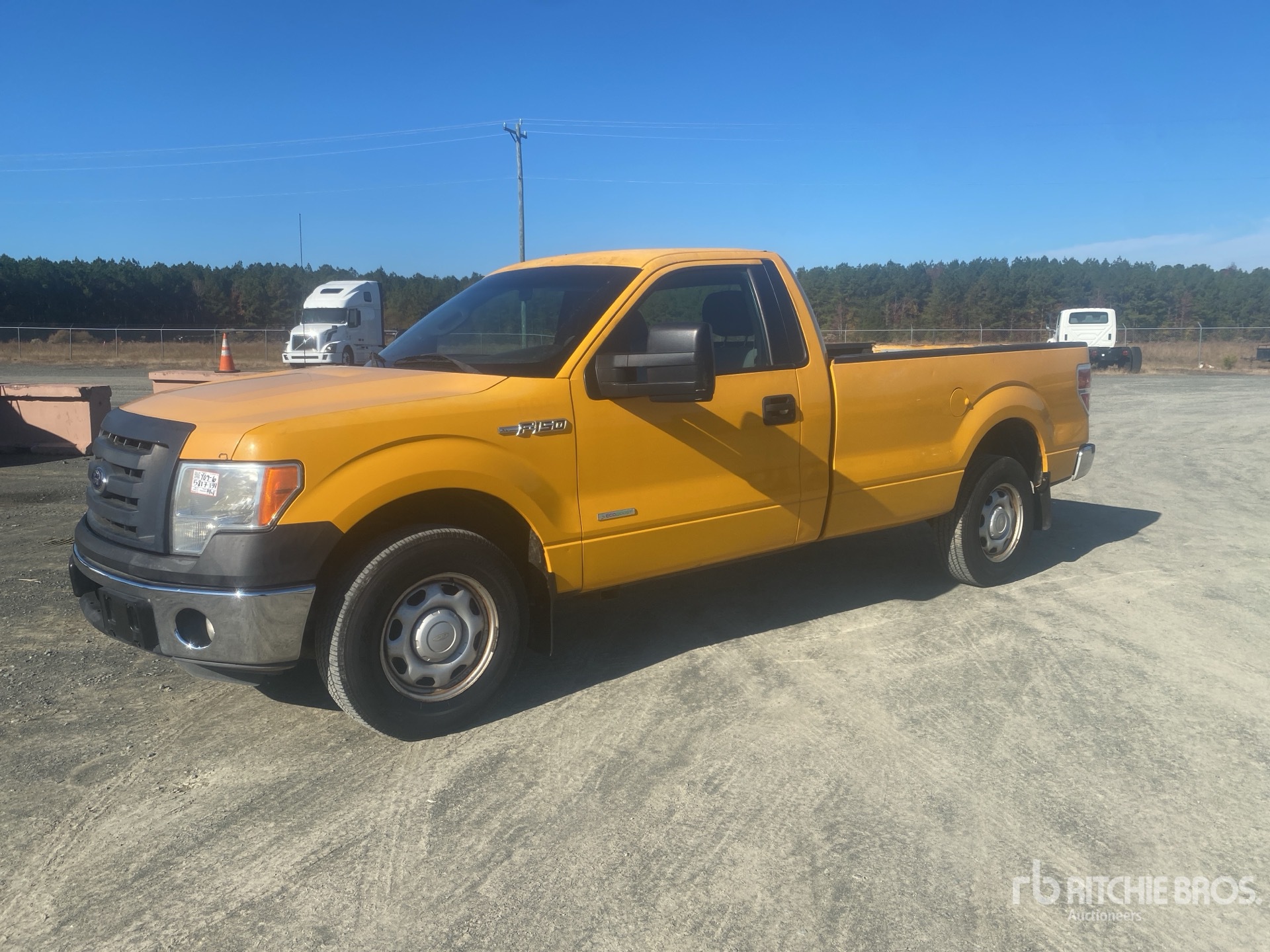 General Appearance with Image, coin avant gauche