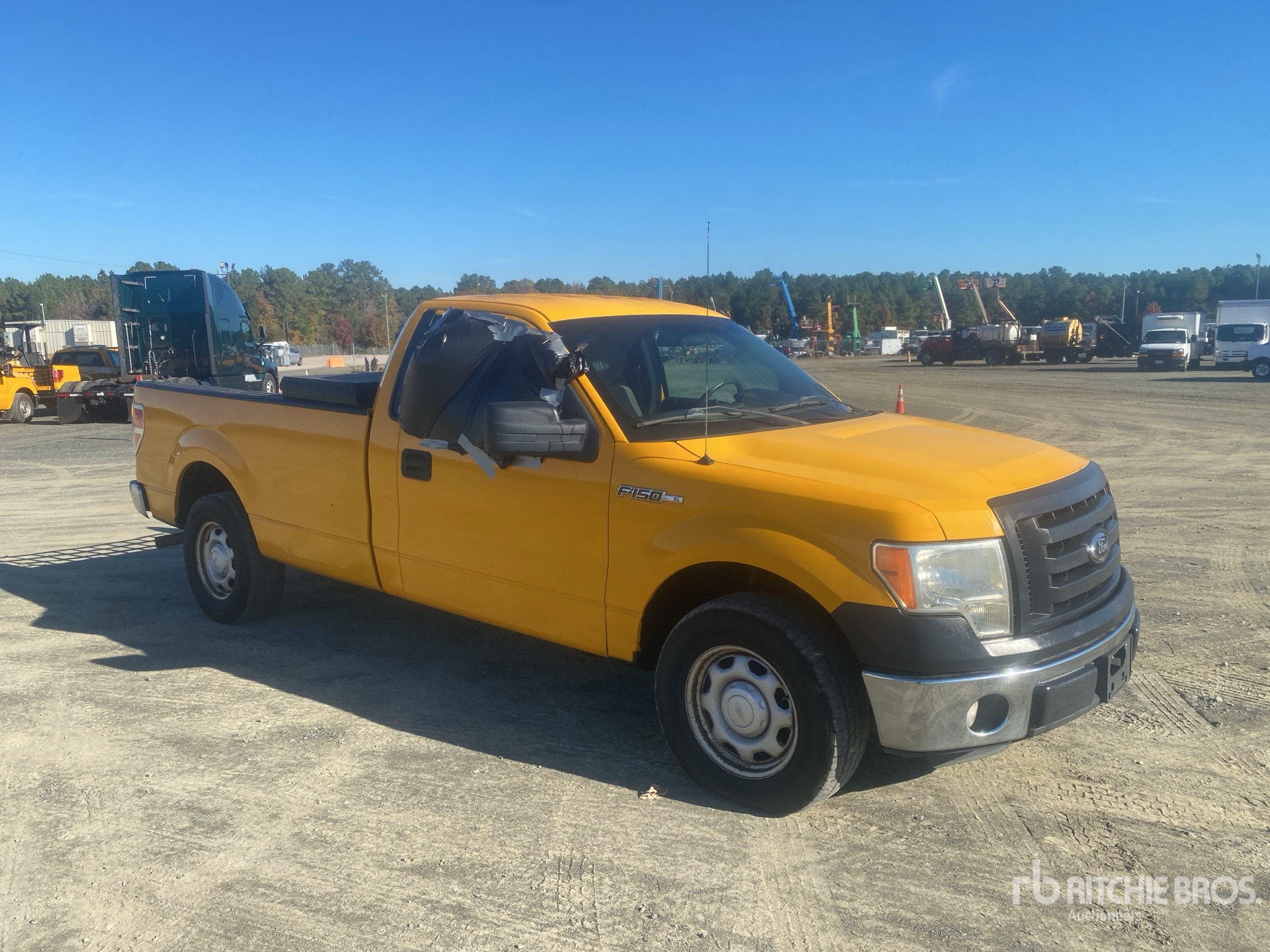 General Appearance with Image, coin avant droit