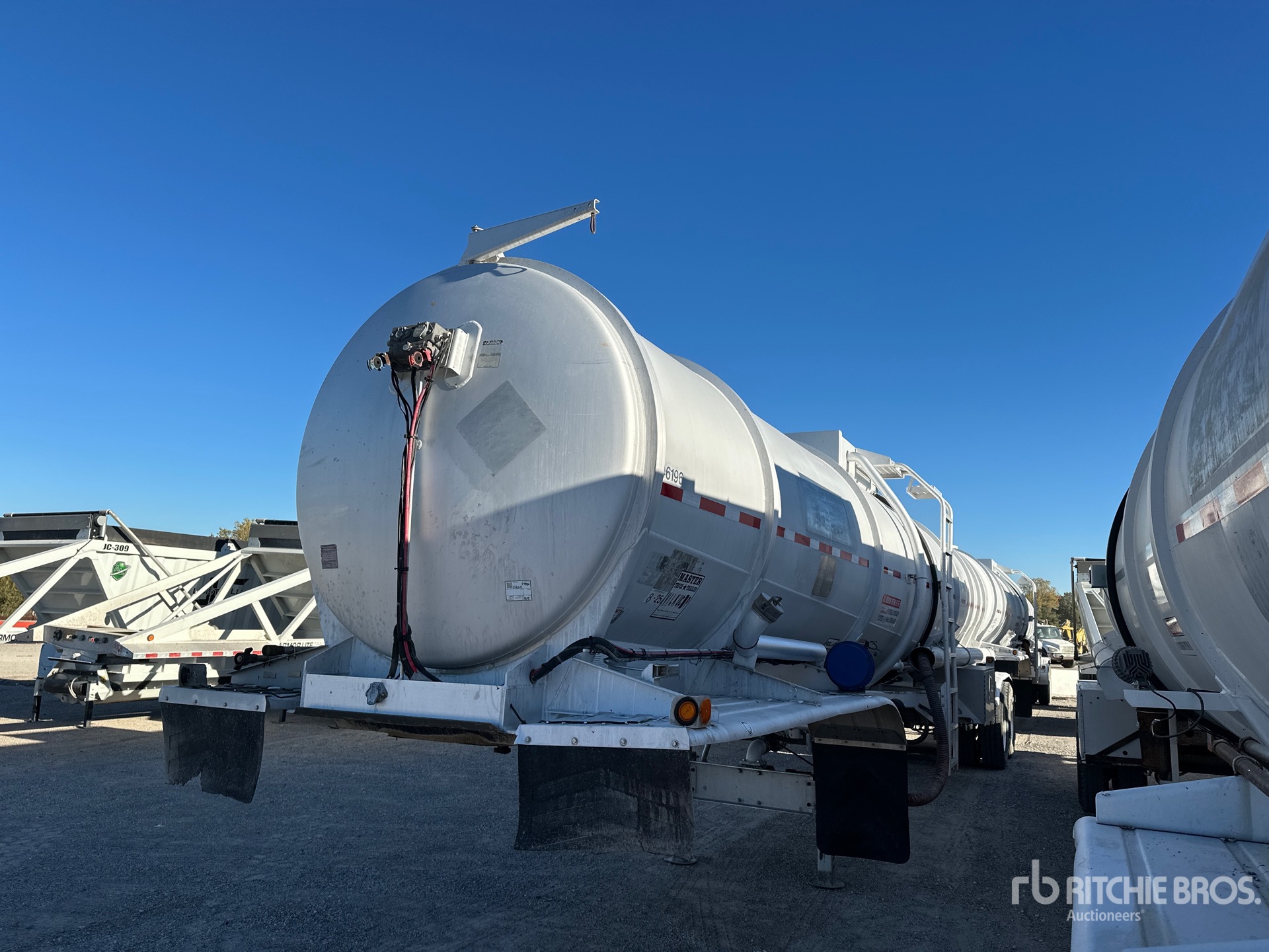 General Appearance with Featured Photo