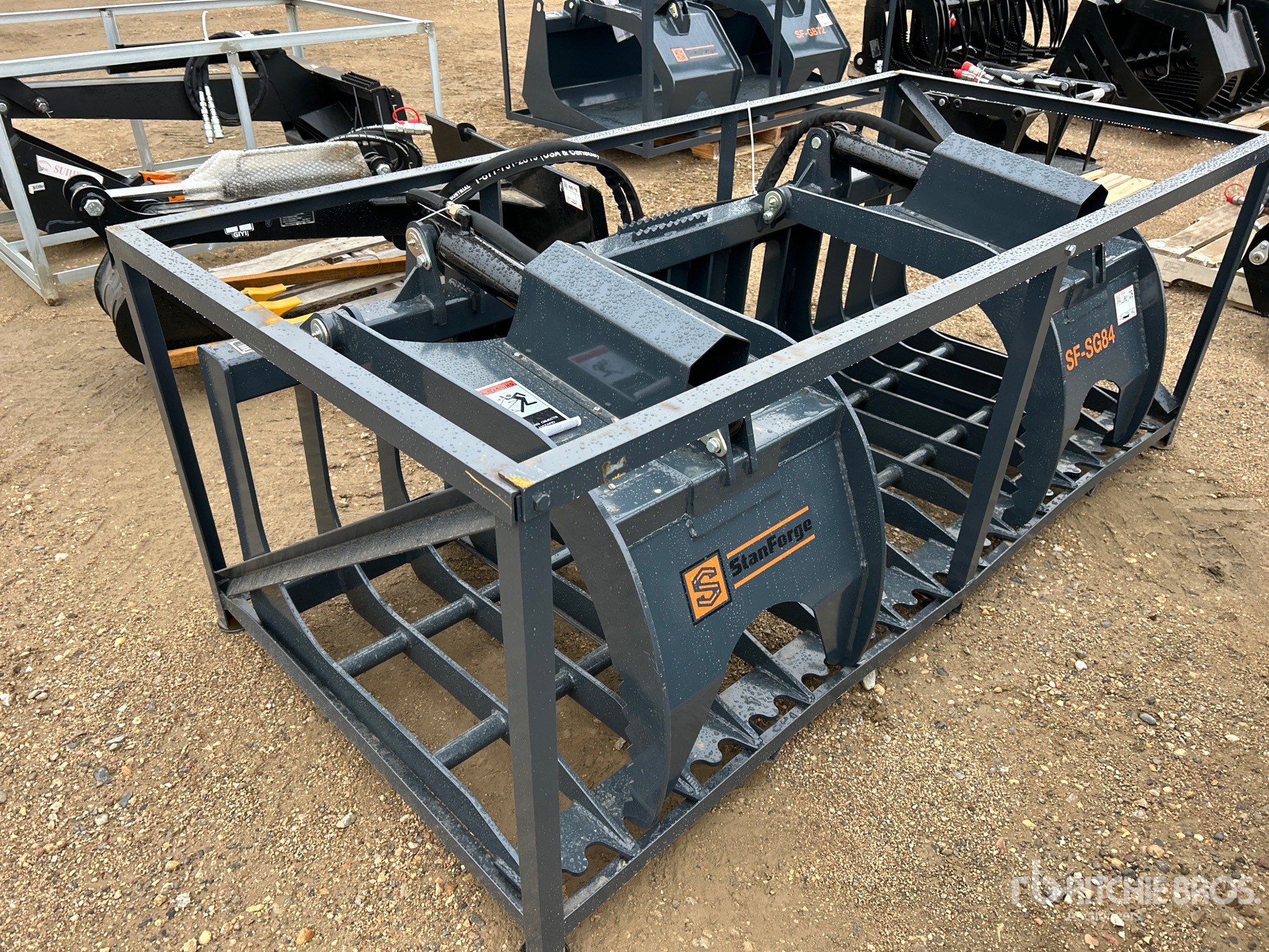 General Appearance with Picture, Right Front Corner