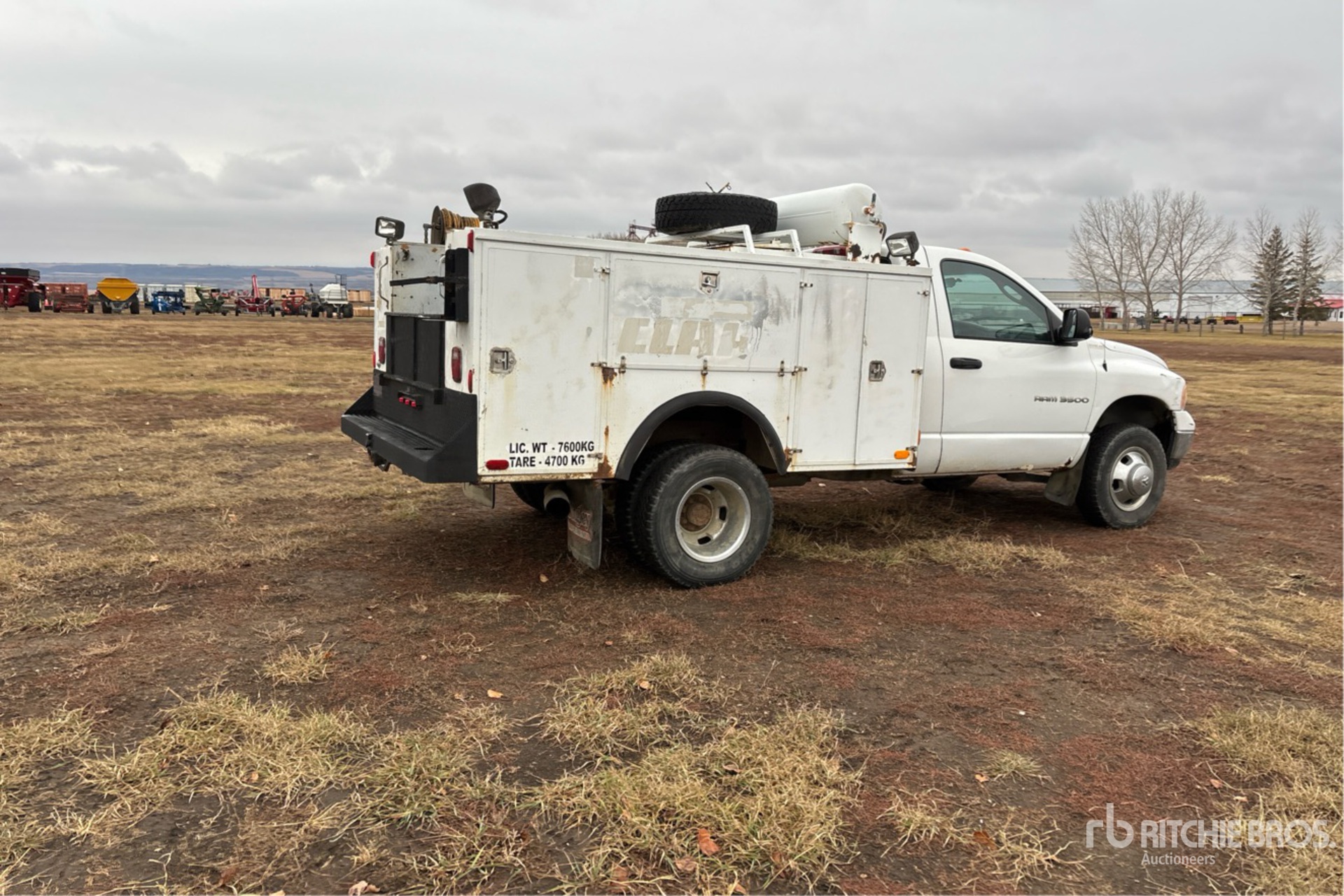 General Appearance with Picture, Right Rear Corner