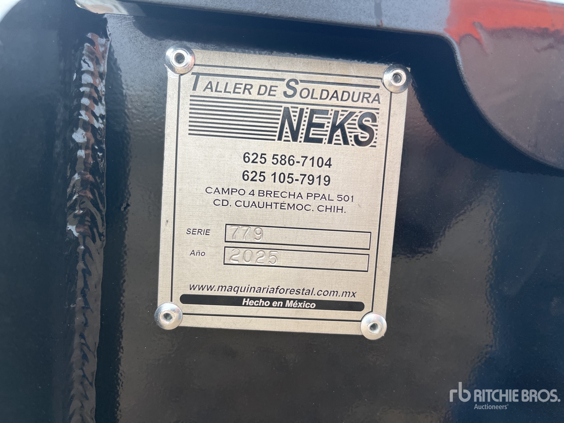 General Appearance with Numéro de série/Numéro d'identification du véhicule automobile
