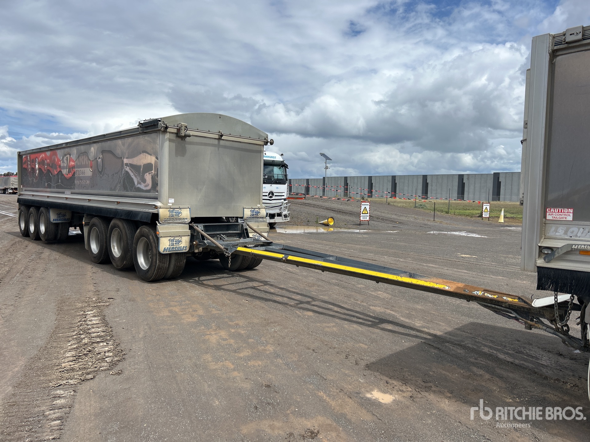 General Appearance with Imagen: esquina delantera izquierda