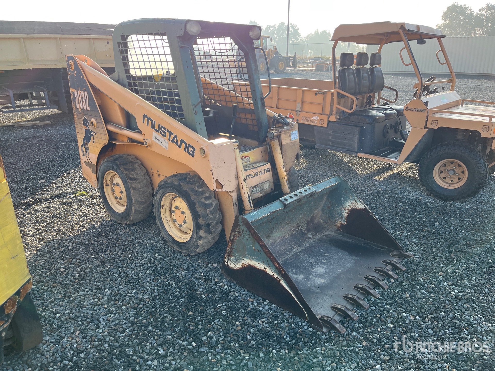 General Appearance with Picture, Right Front Corner