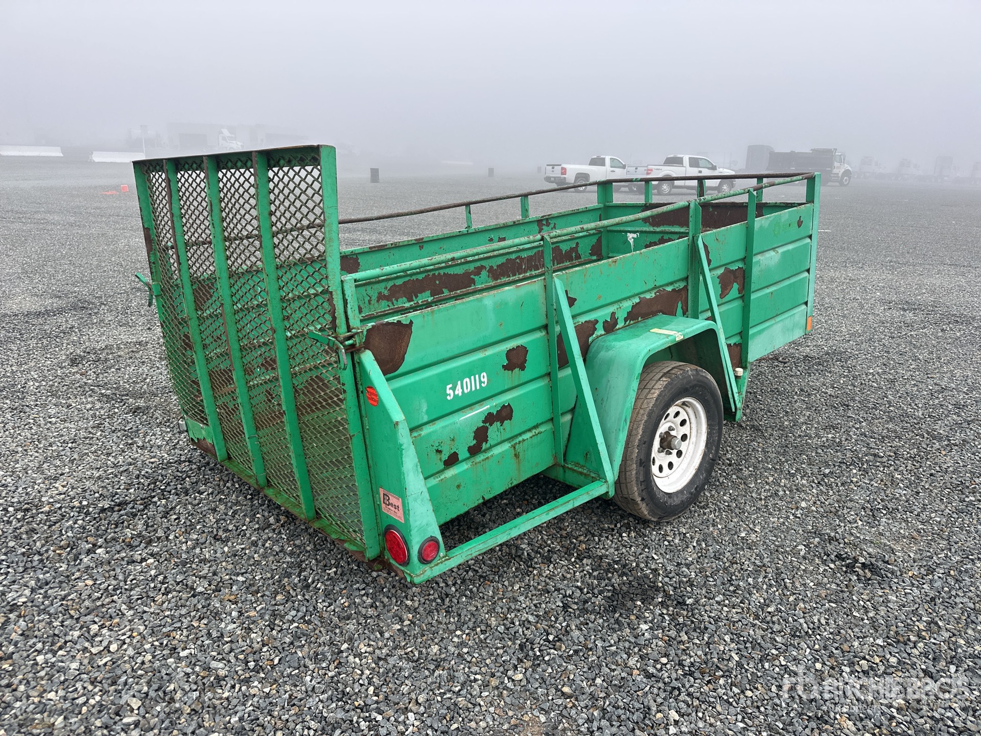 General Appearance with Picture, Right Rear Corner