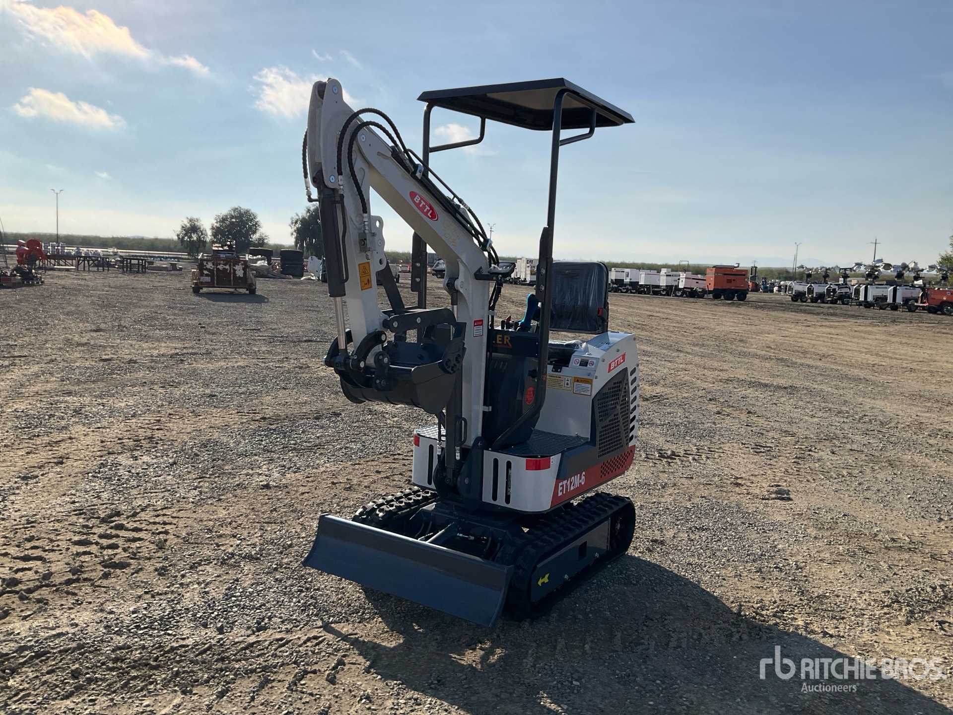 General Appearance with Featured Photo