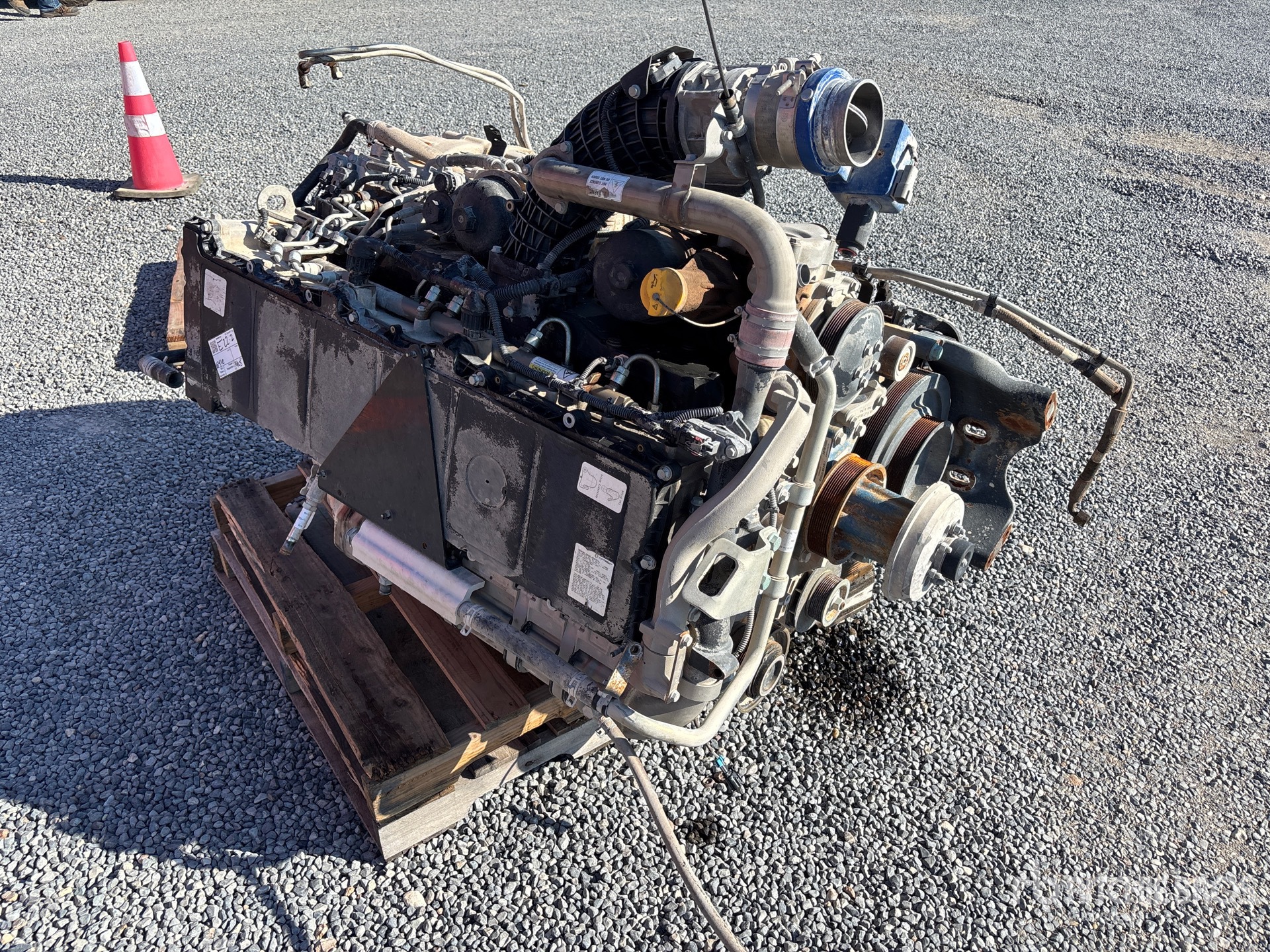 General Appearance with Image, coin avant gauche