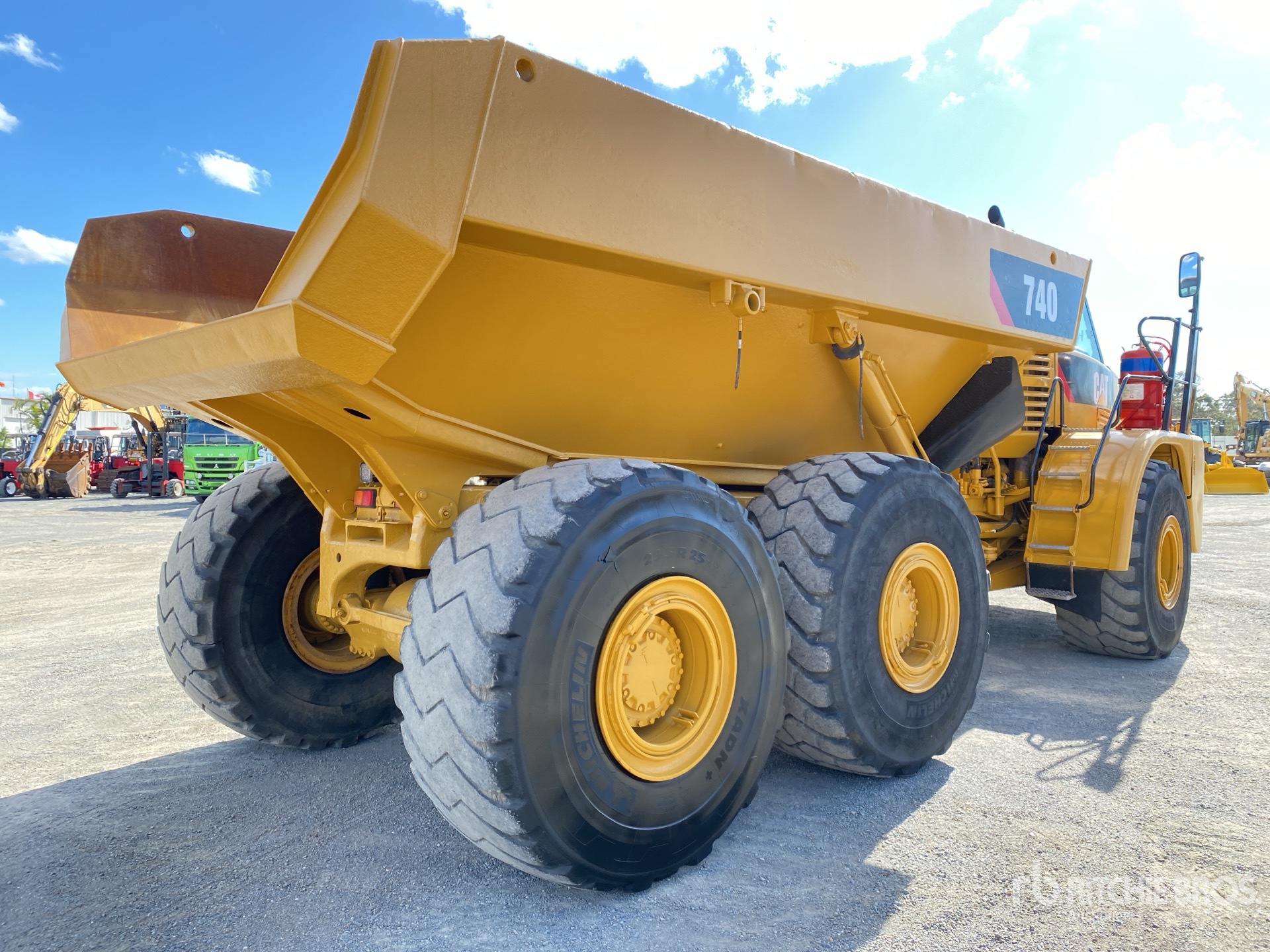 General Appearance with Picture, Right Rear Corner