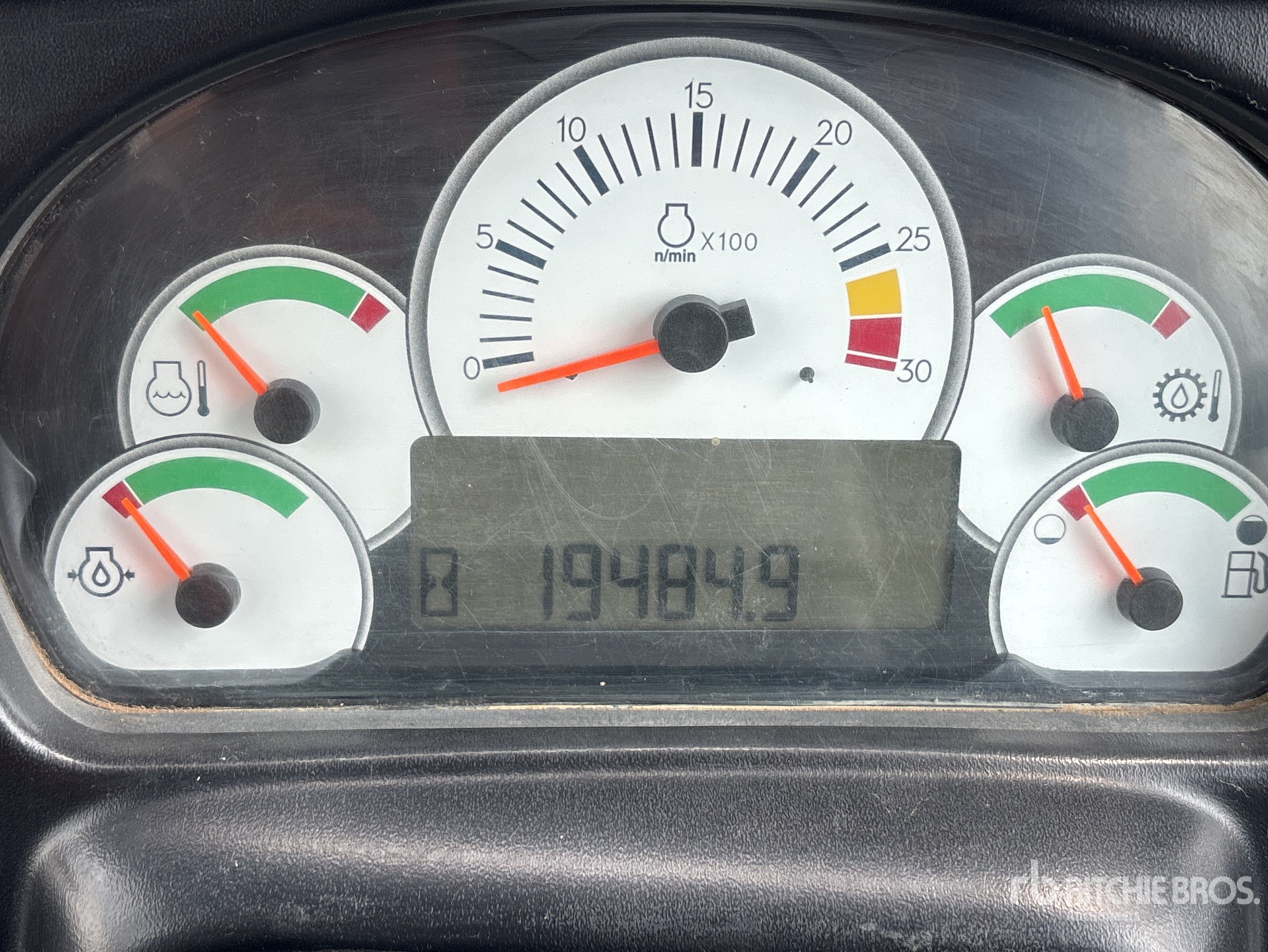 General Appearance with Hour Meter / Odometer