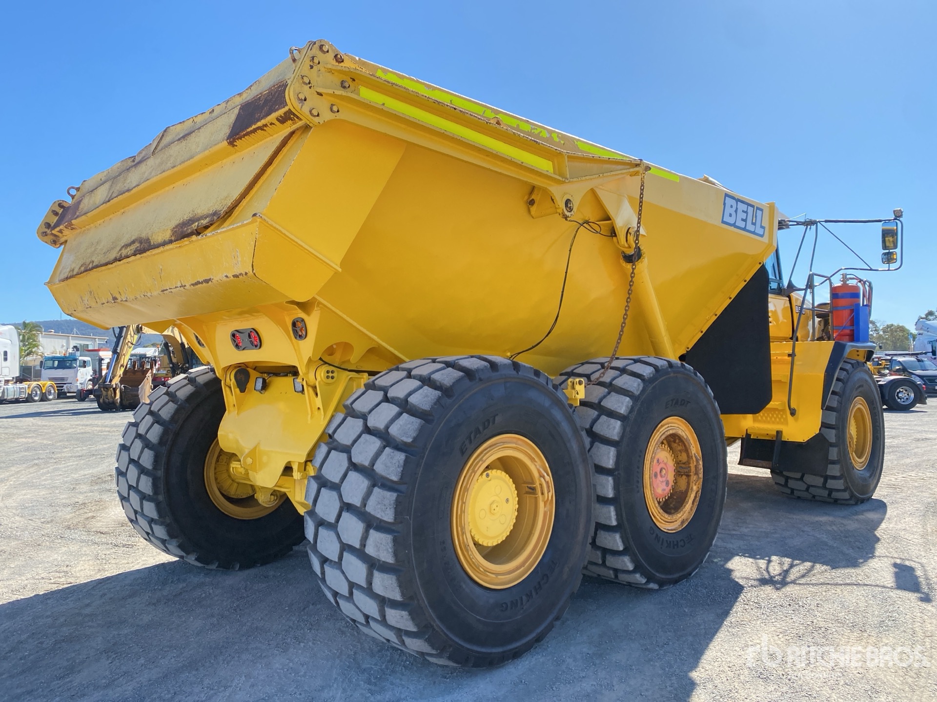 General Appearance with Picture, Right Rear Corner