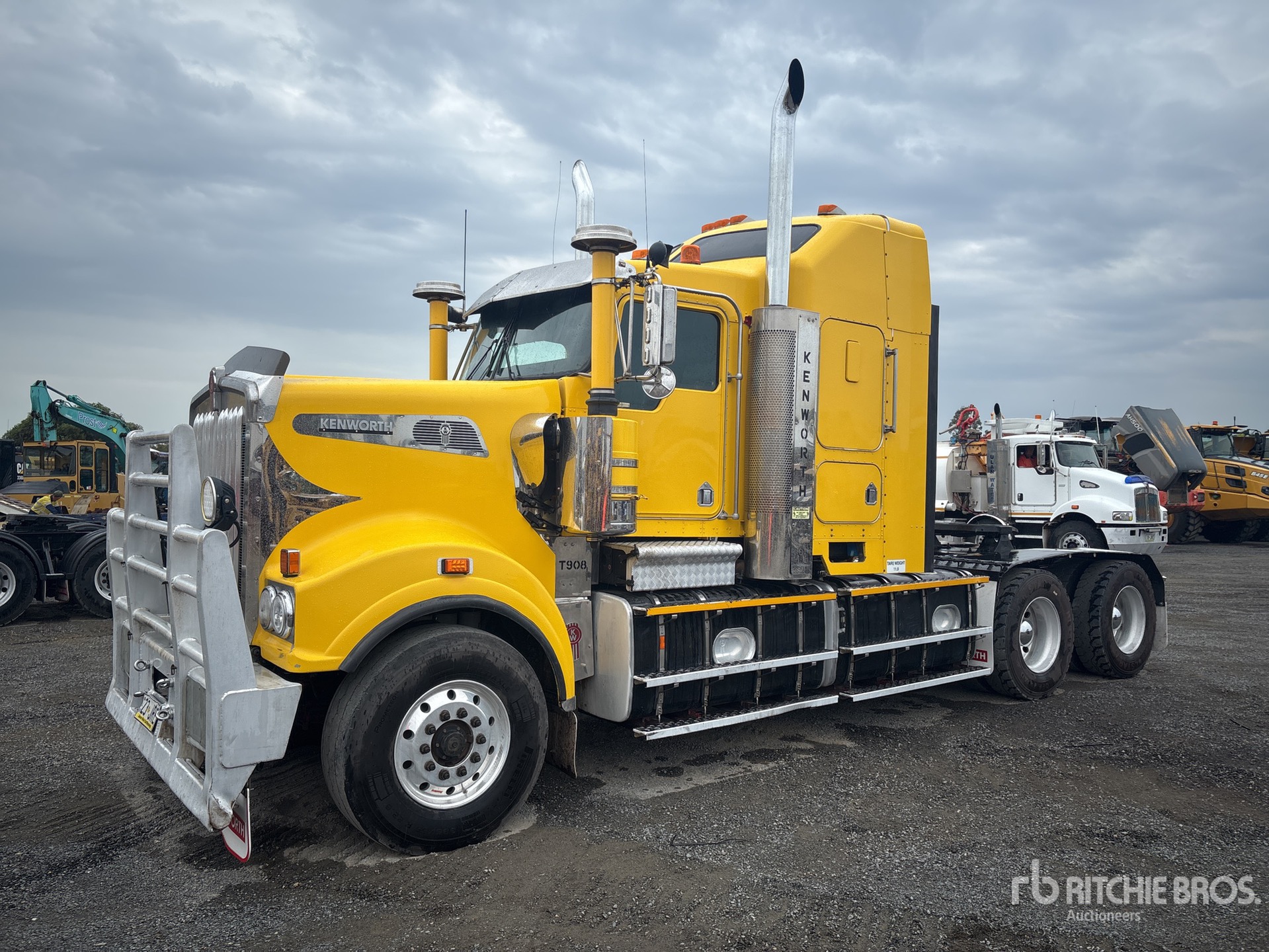 General Appearance with Picture, Right Front Corner