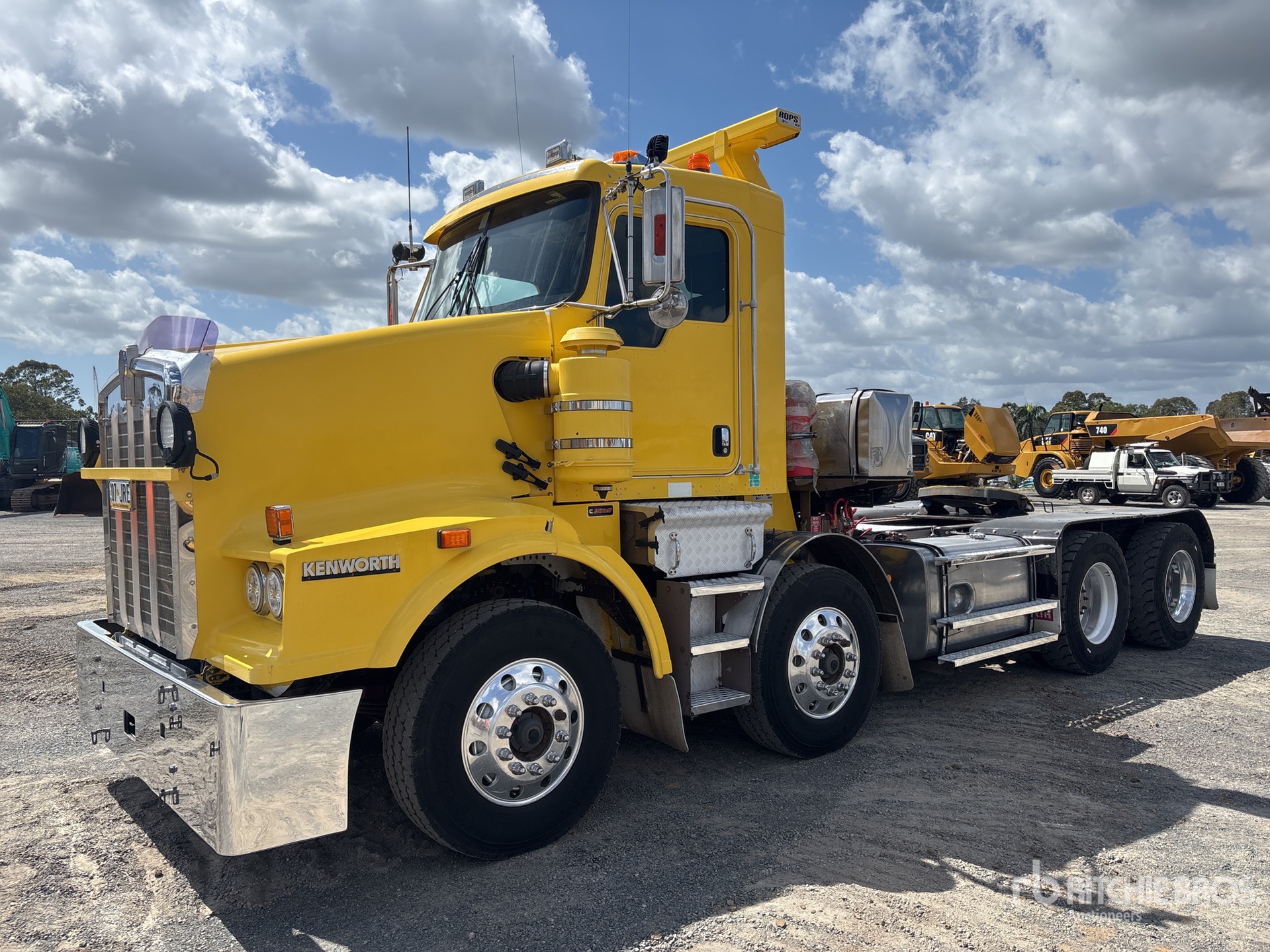 General Appearance with Picture, Right Front Corner