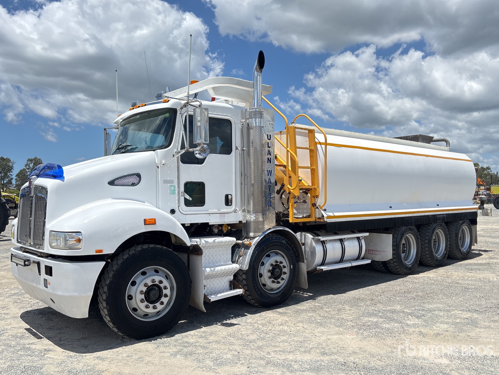 General Appearance with Imagen: esquina delantera derecha