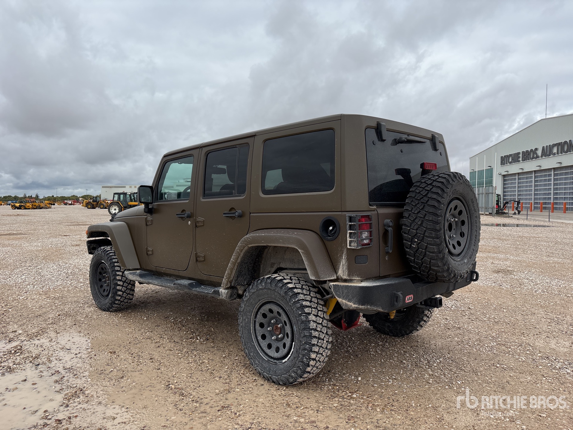 General Appearance with Picture, Right Front Corner