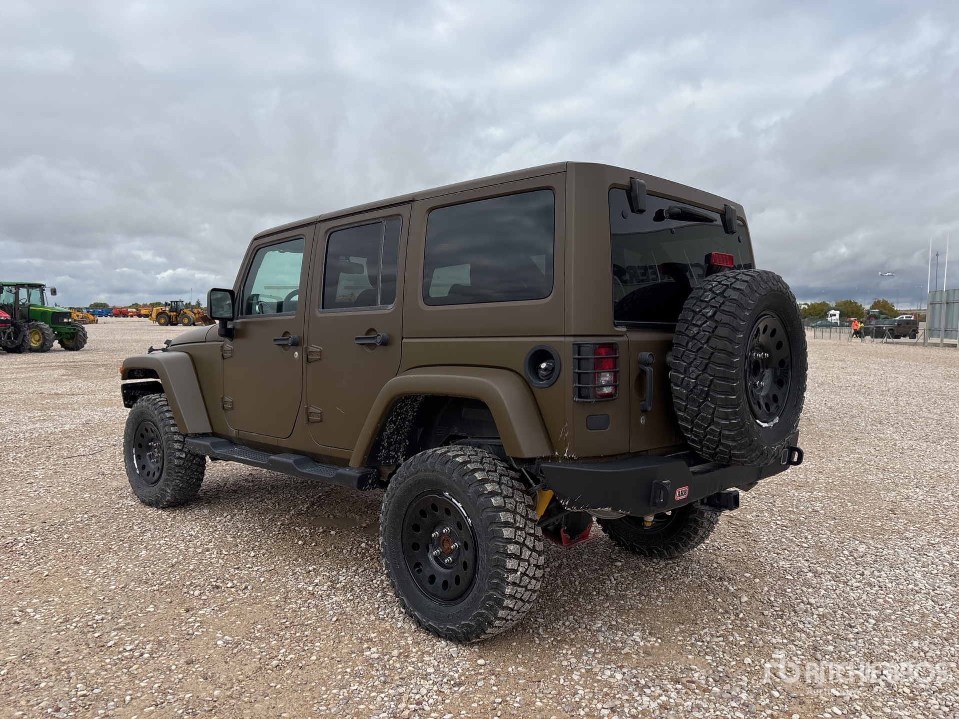 General Appearance with Picture, Right Front Corner