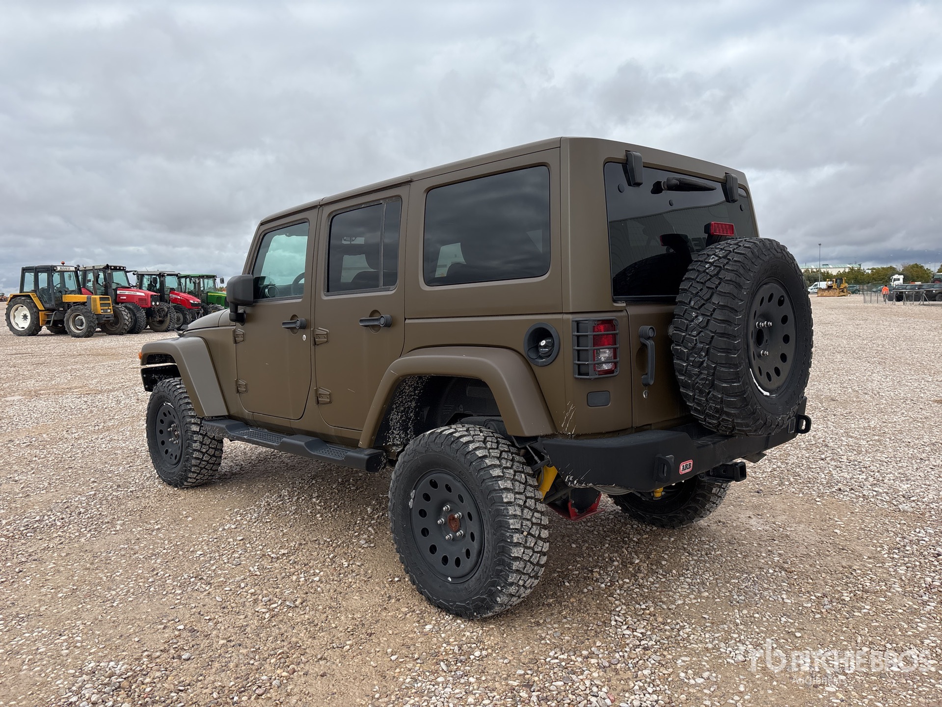 General Appearance with Picture, Right Front Corner