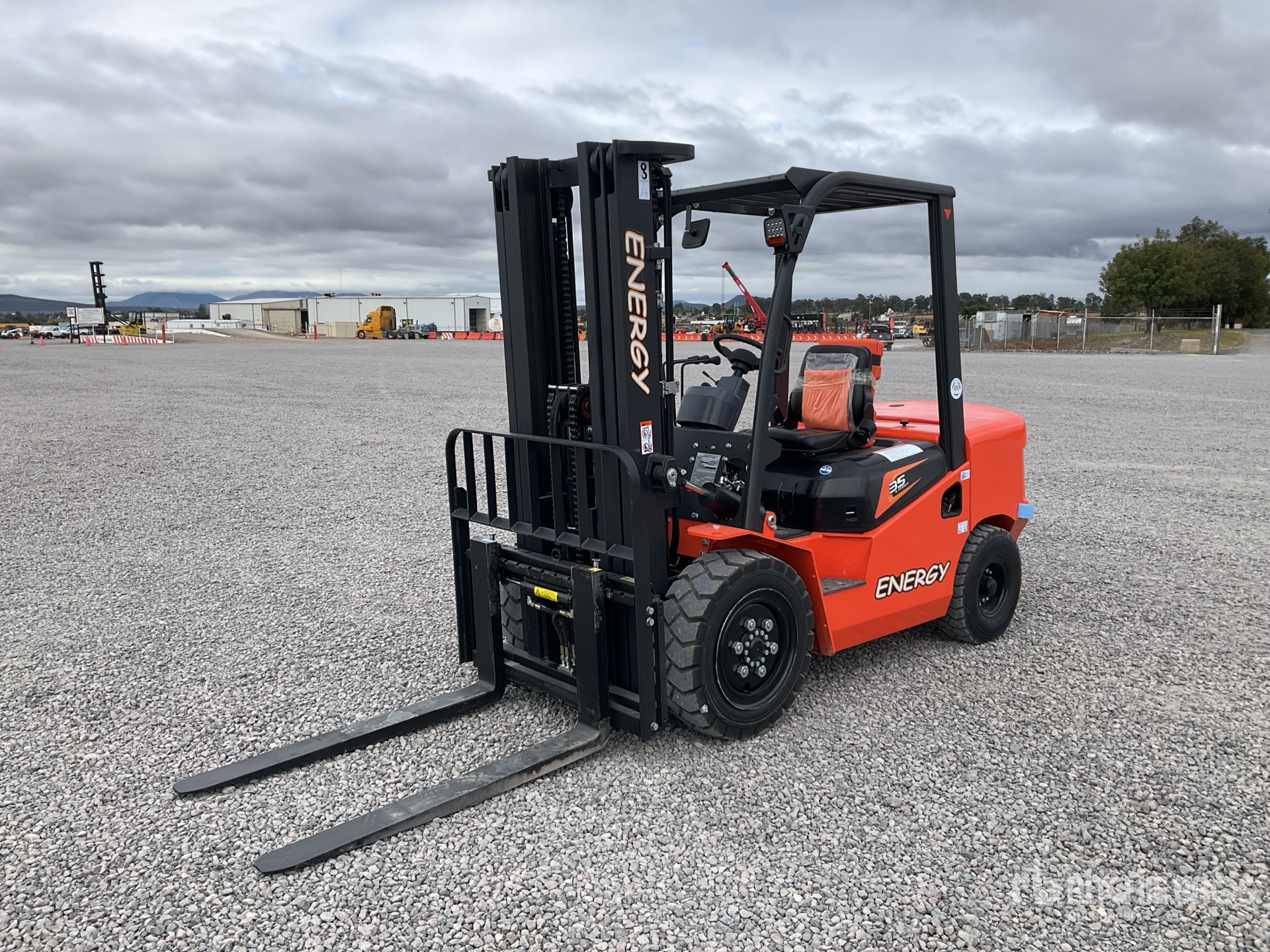 General Appearance with Picture, Left Front Corner