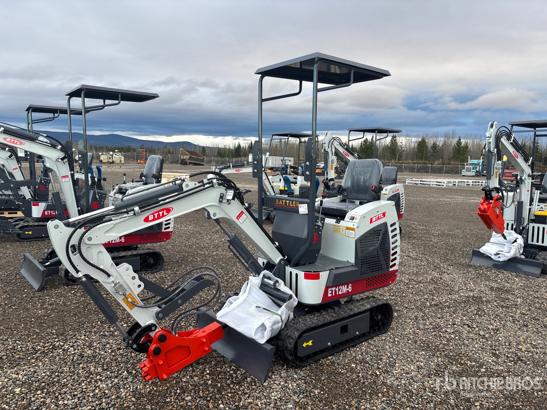 General Appearance with Picture, Left Front Corner