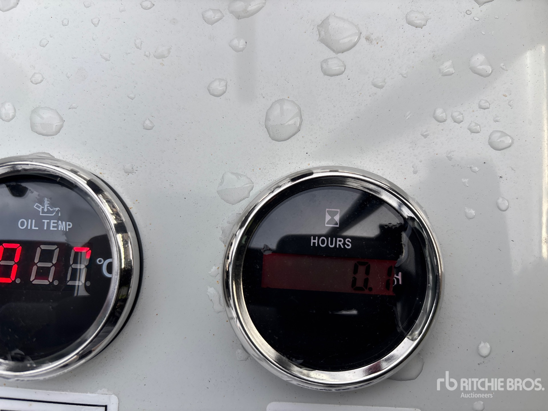 General Appearance with Horímetro / Odómetro