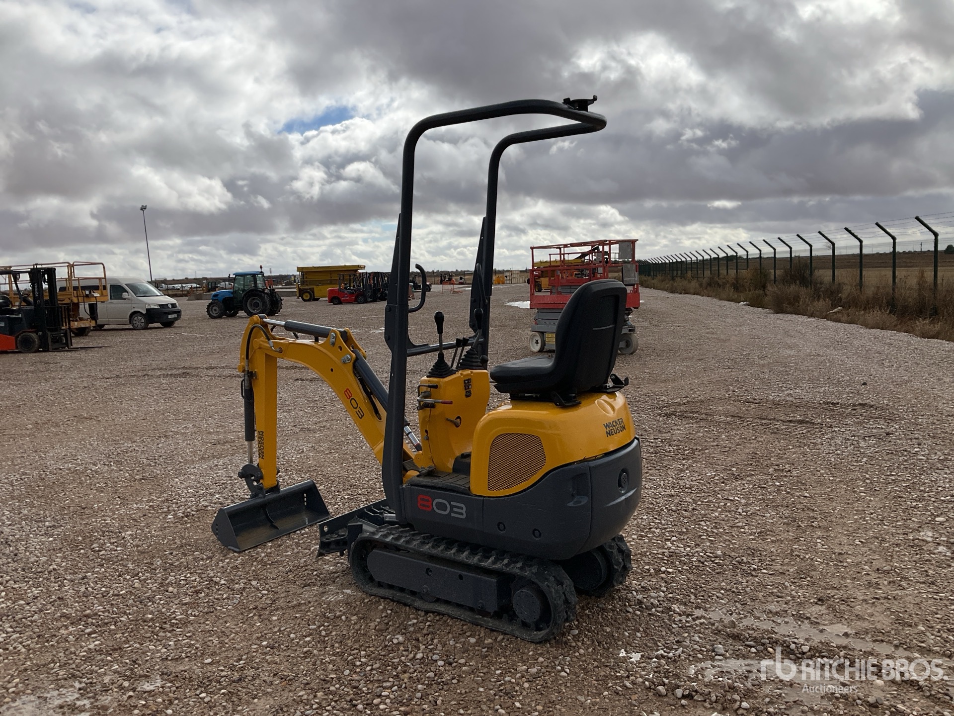 General Appearance with Picture, Left Rear Corner