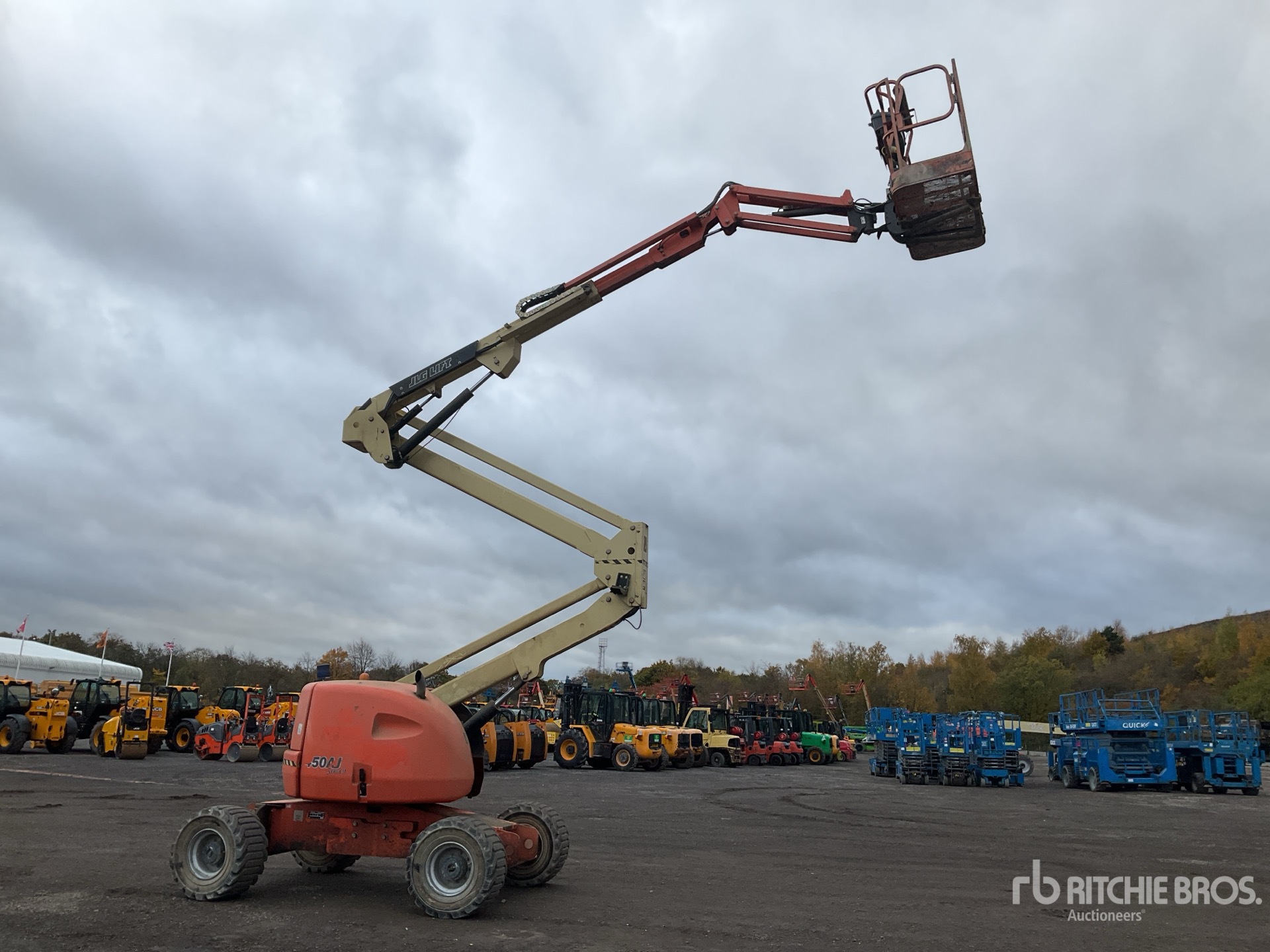 General Appearance with Featured Photo