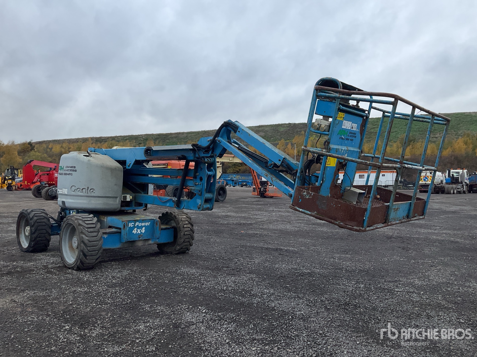 General Appearance with Picture, Right Front Corner