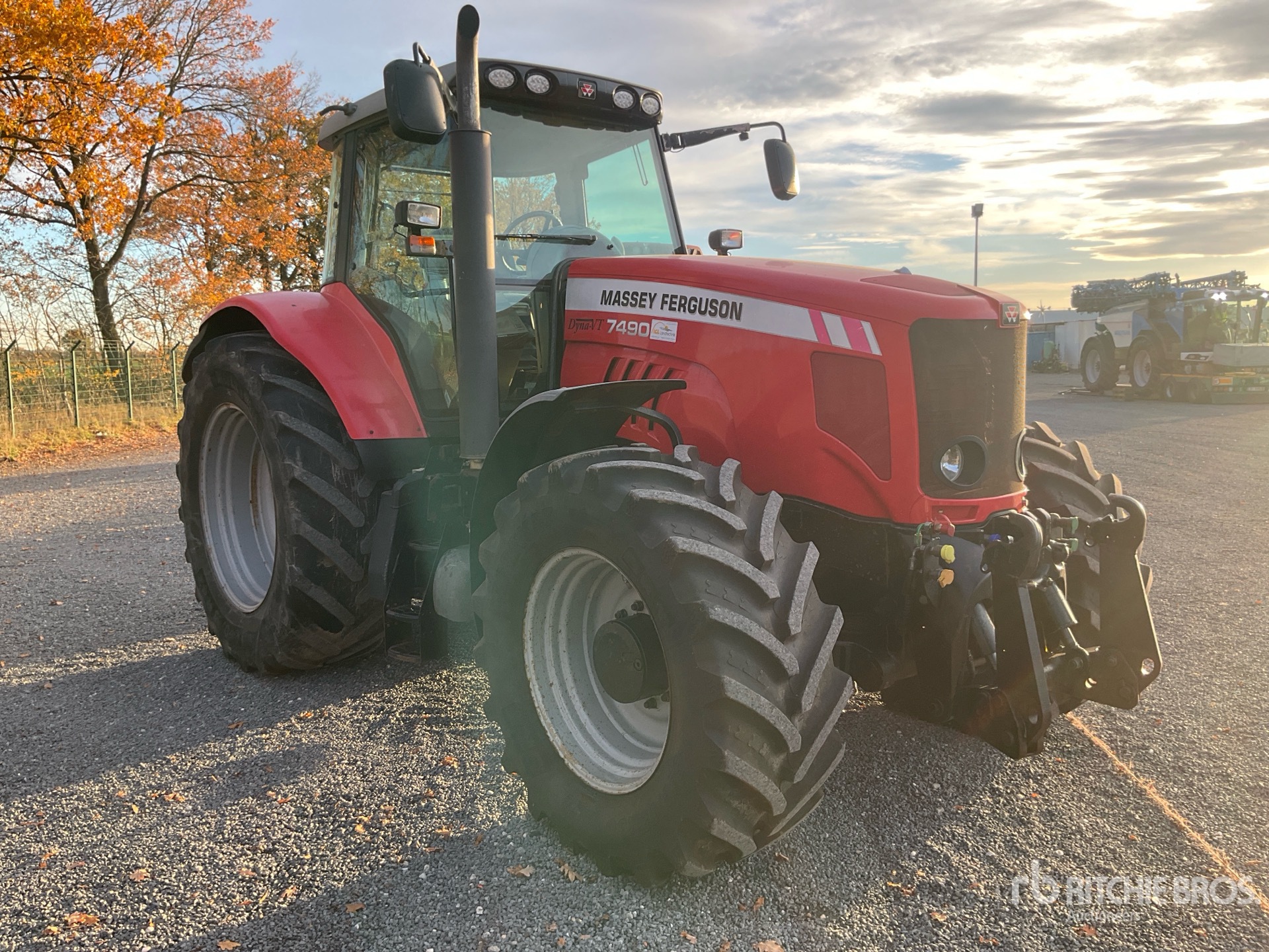 General Appearance with Picture, Right Front Corner