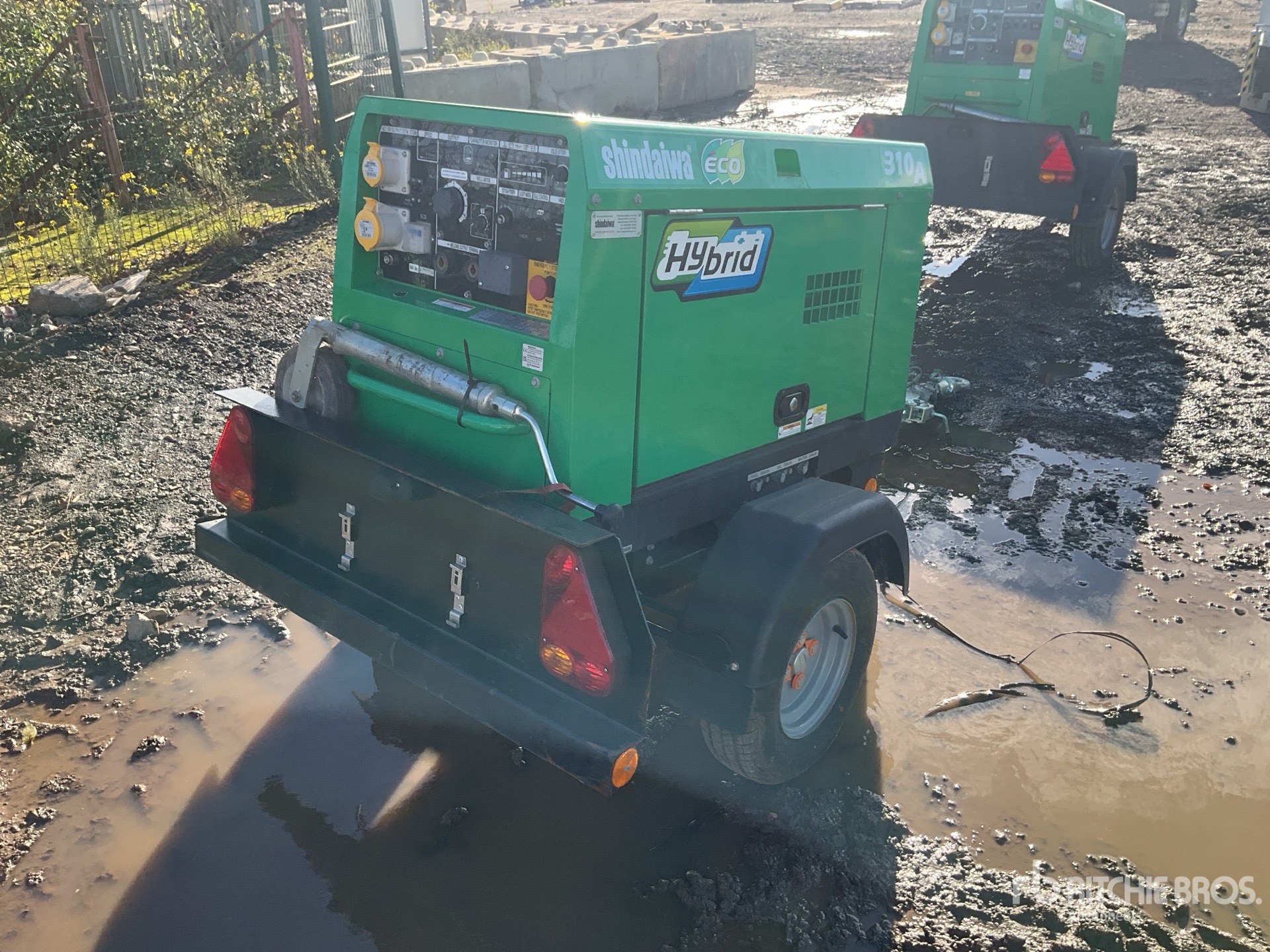 General Appearance with Picture, Right Rear Corner