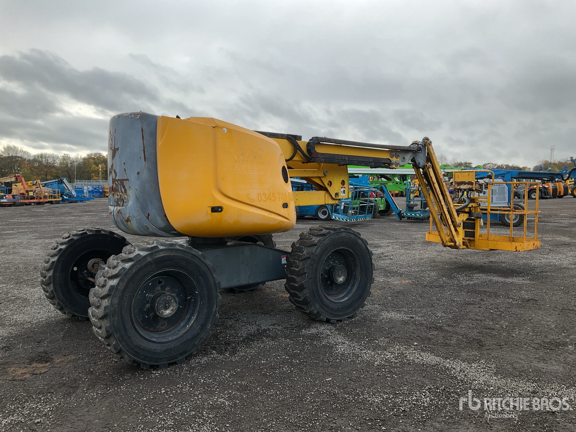 General Appearance with Picture, Right Rear Corner