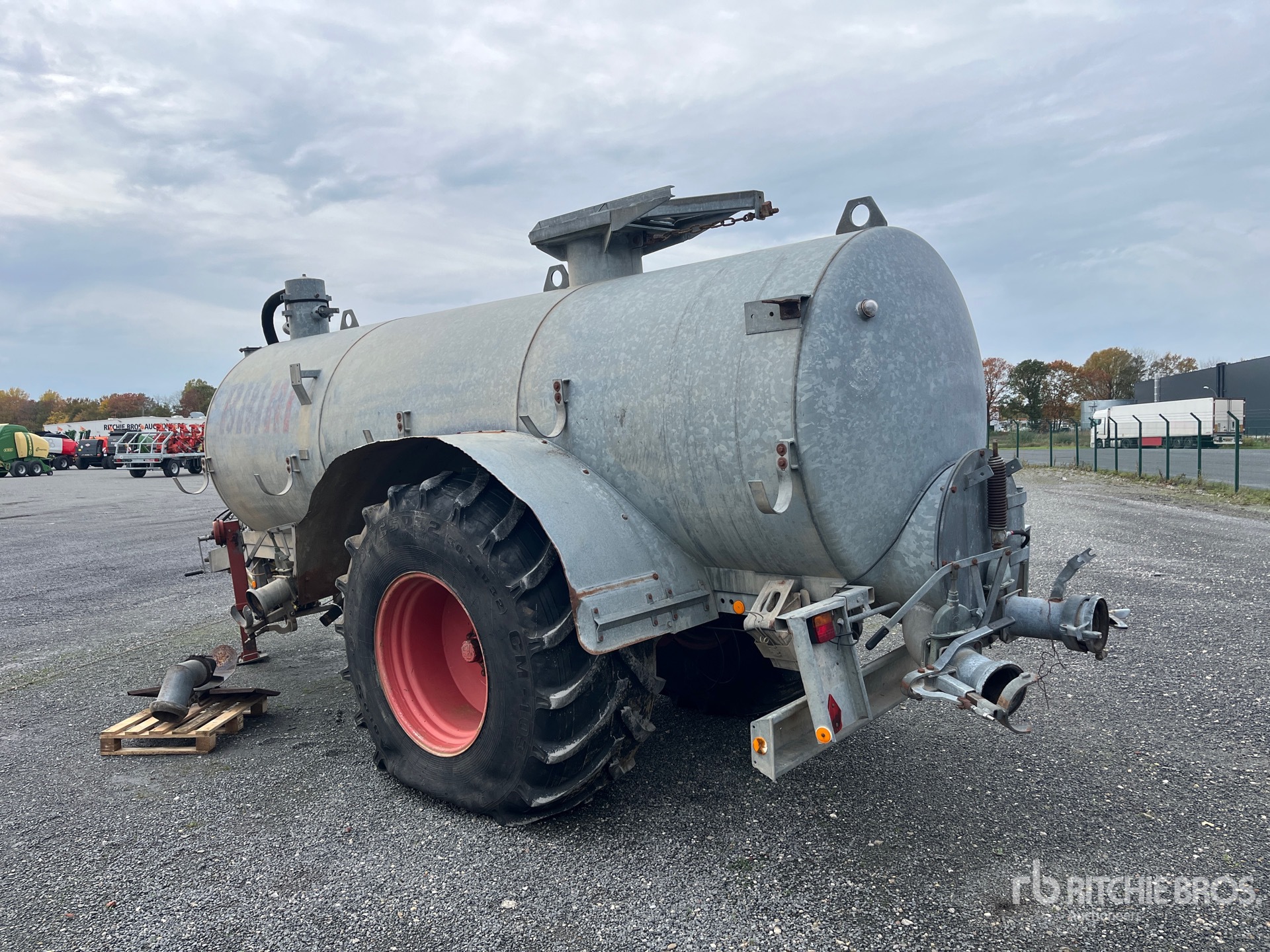 General Appearance with Picture, Left Rear Corner