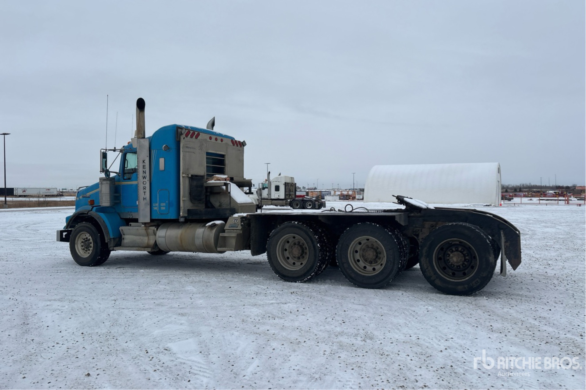 General Appearance with Imagen: esquina trasera izquierda