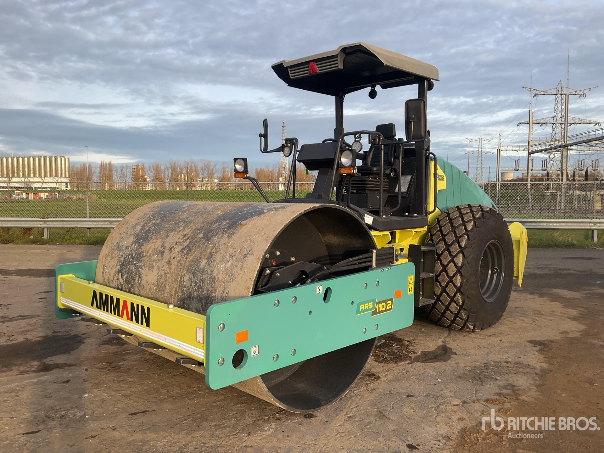 General Appearance with Image, coin avant gauche