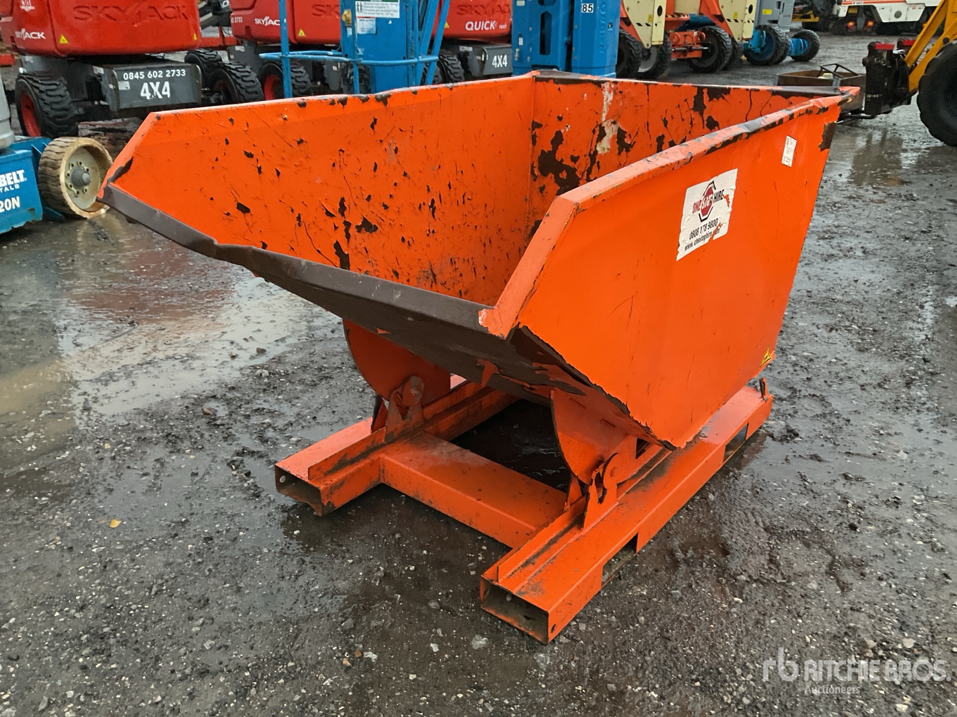 General Appearance with Featured Photo