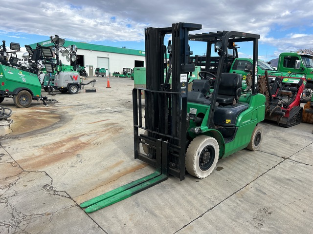 2014 Mitsubishi FG25N 4300 lb Pneumatic Tire Forklift