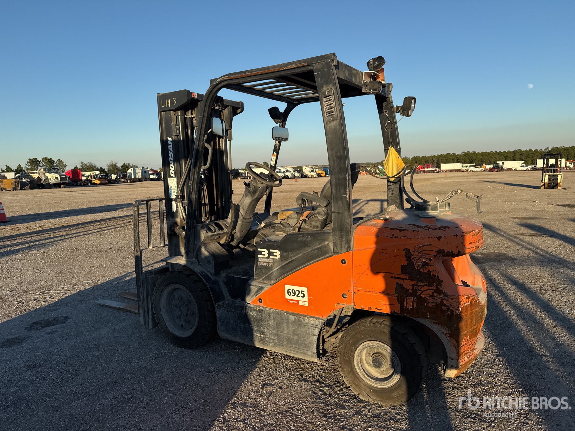 General Appearance with Picture, Left Rear Corner