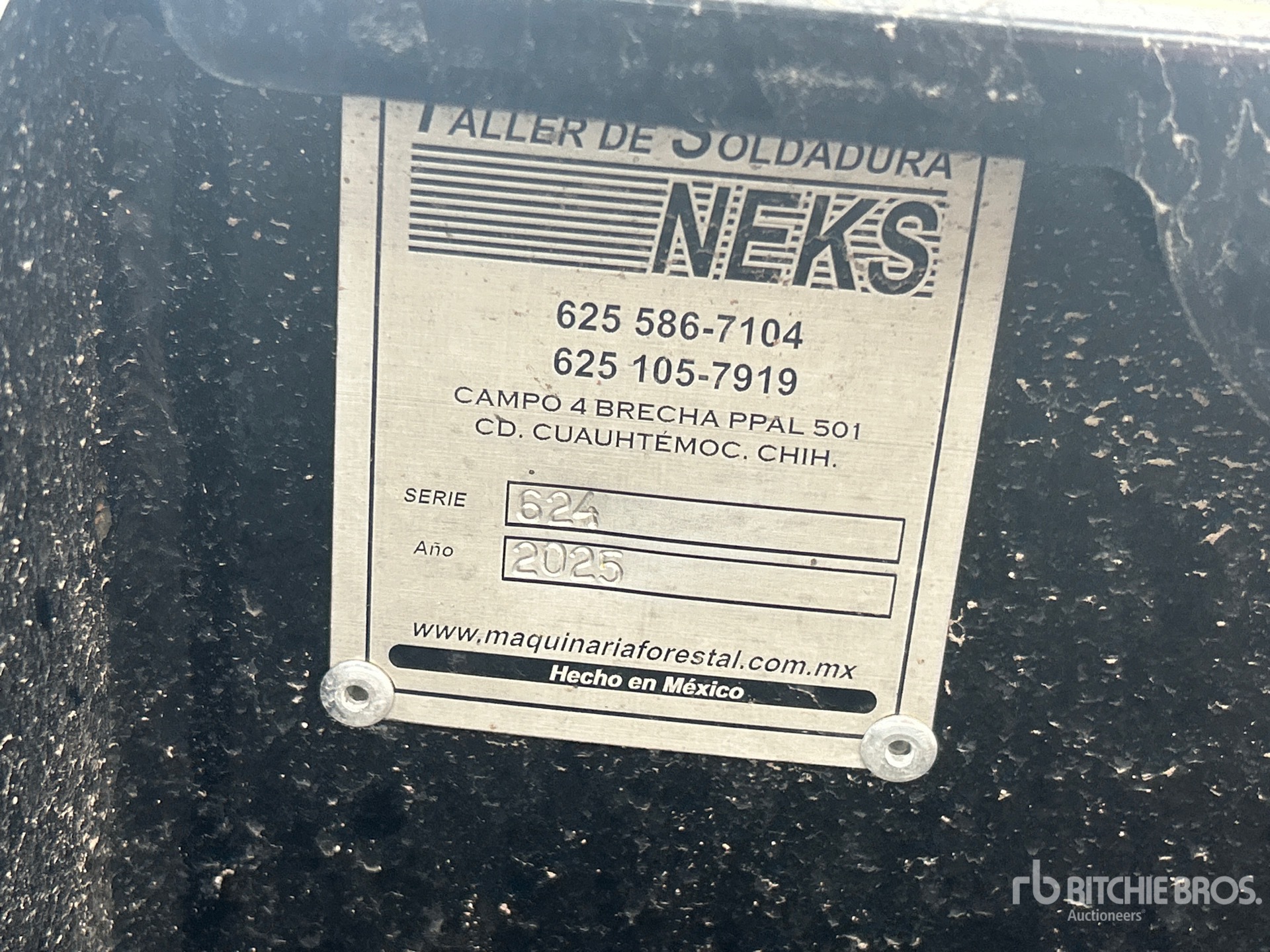 General Appearance with Seriennummer / FIN