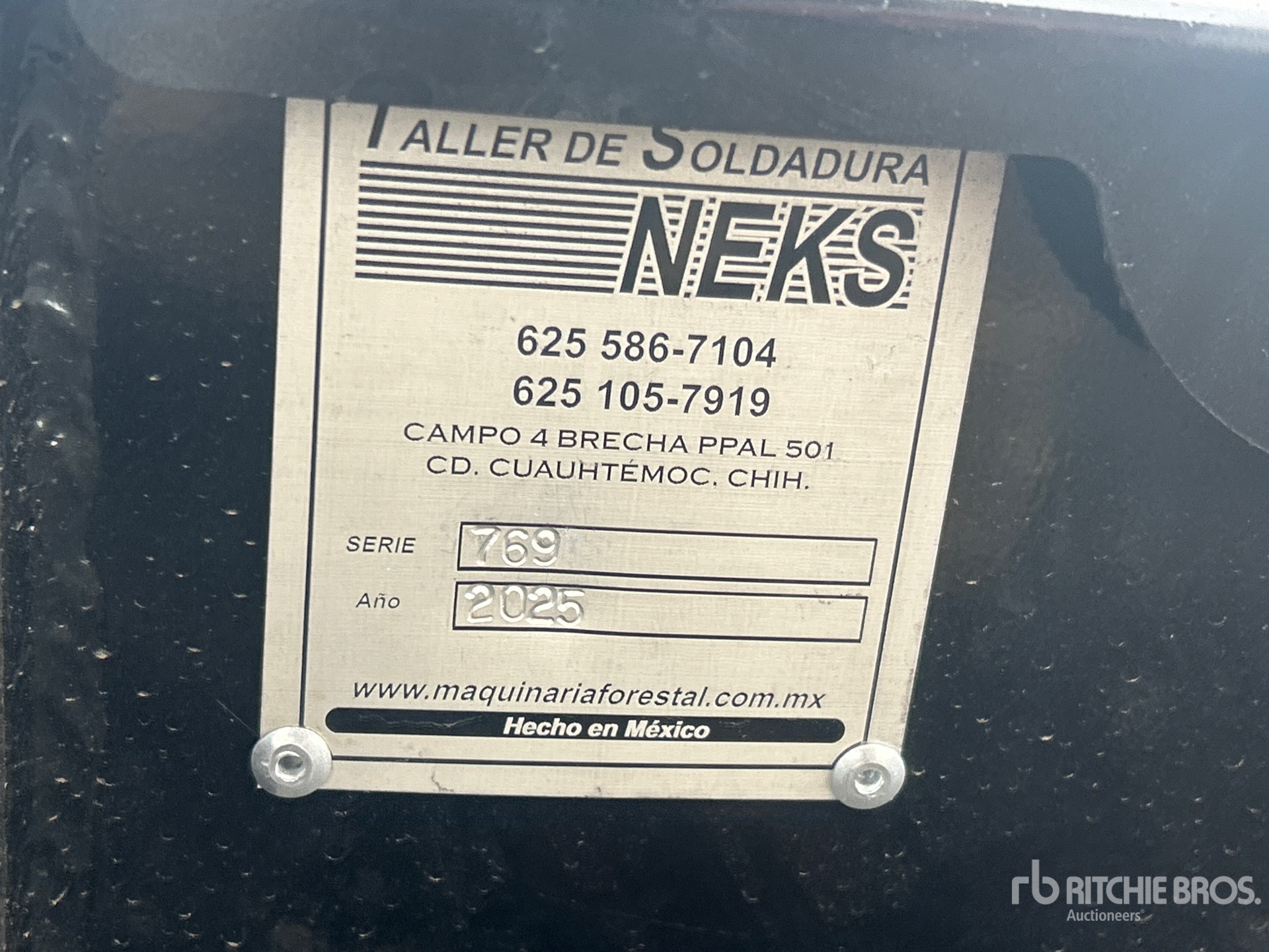 General Appearance with Seriennummer / FIN