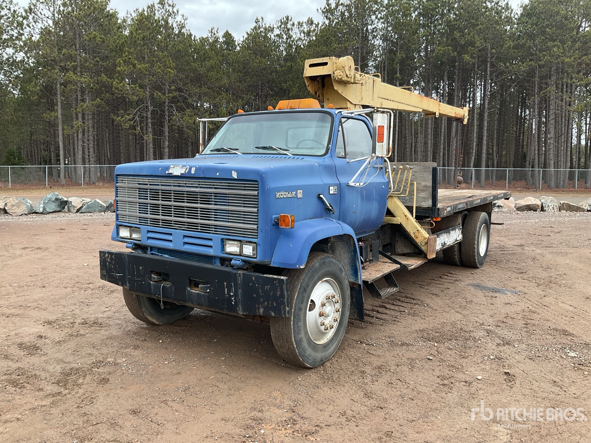 General Appearance with Featured Photo