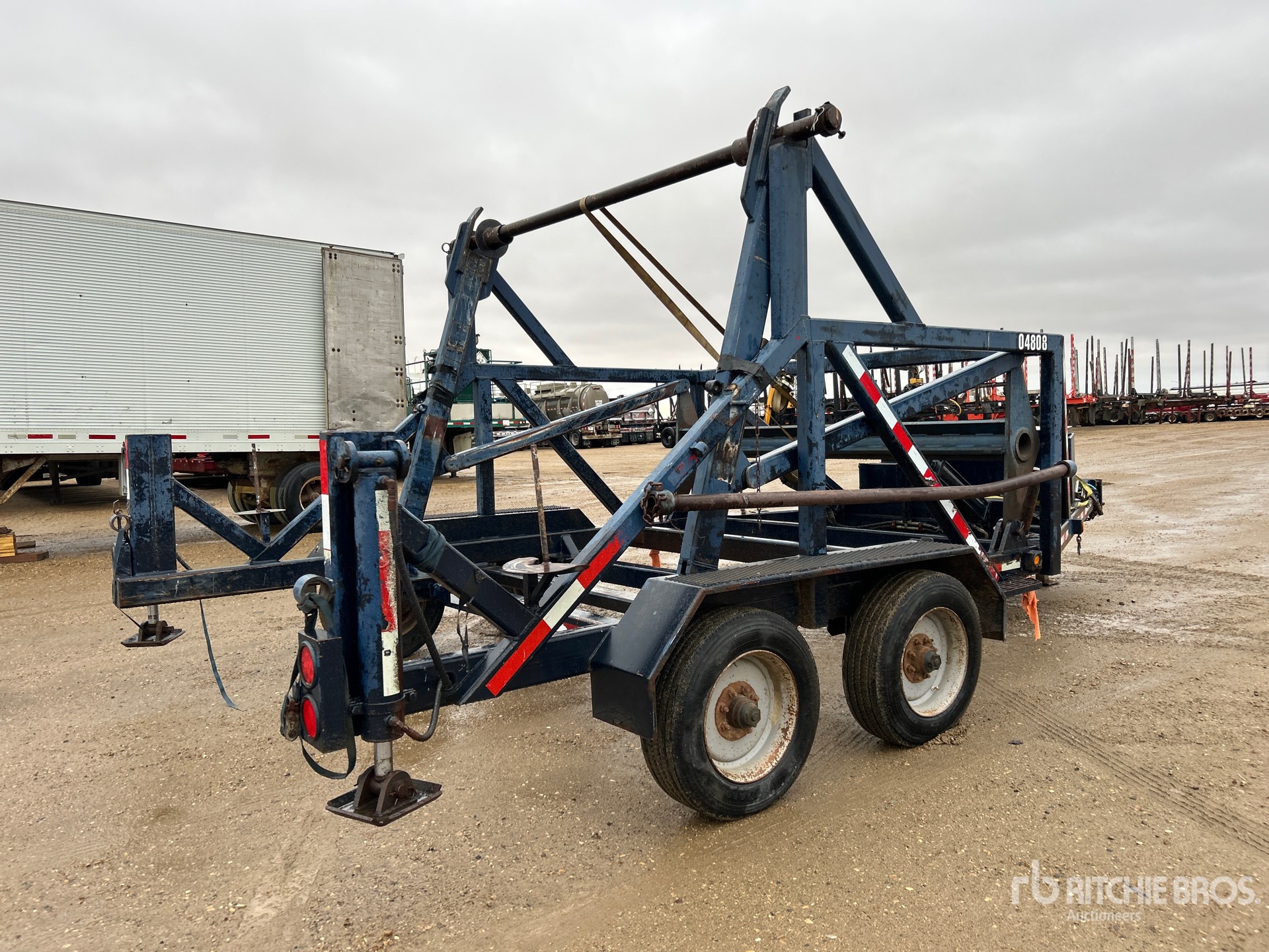 Aspect général with Image, coin arrière droit