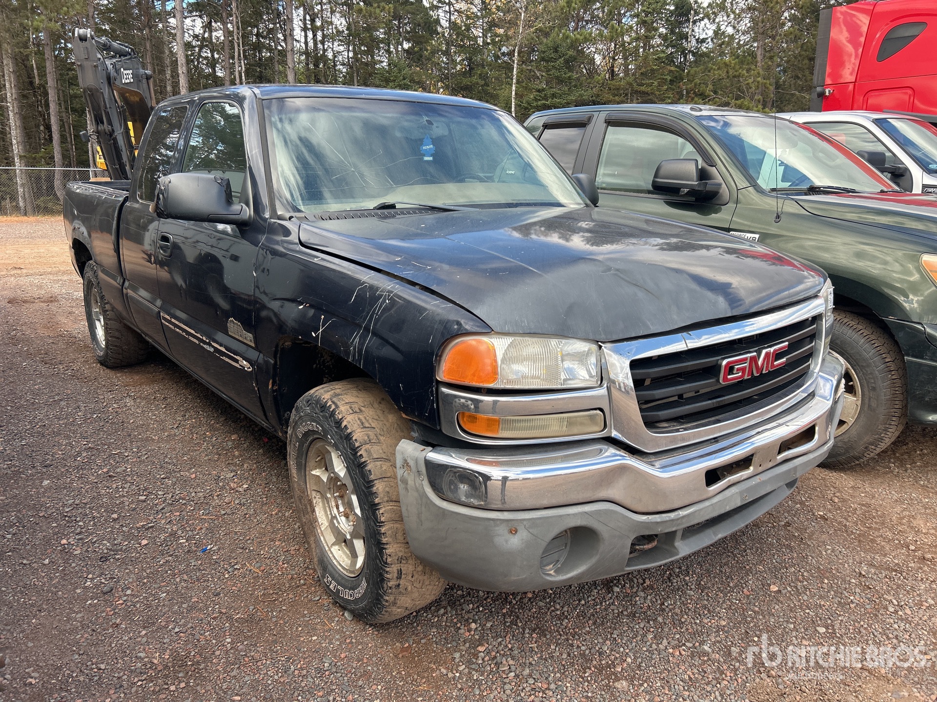 General Appearance with Picture, Right Front Corner