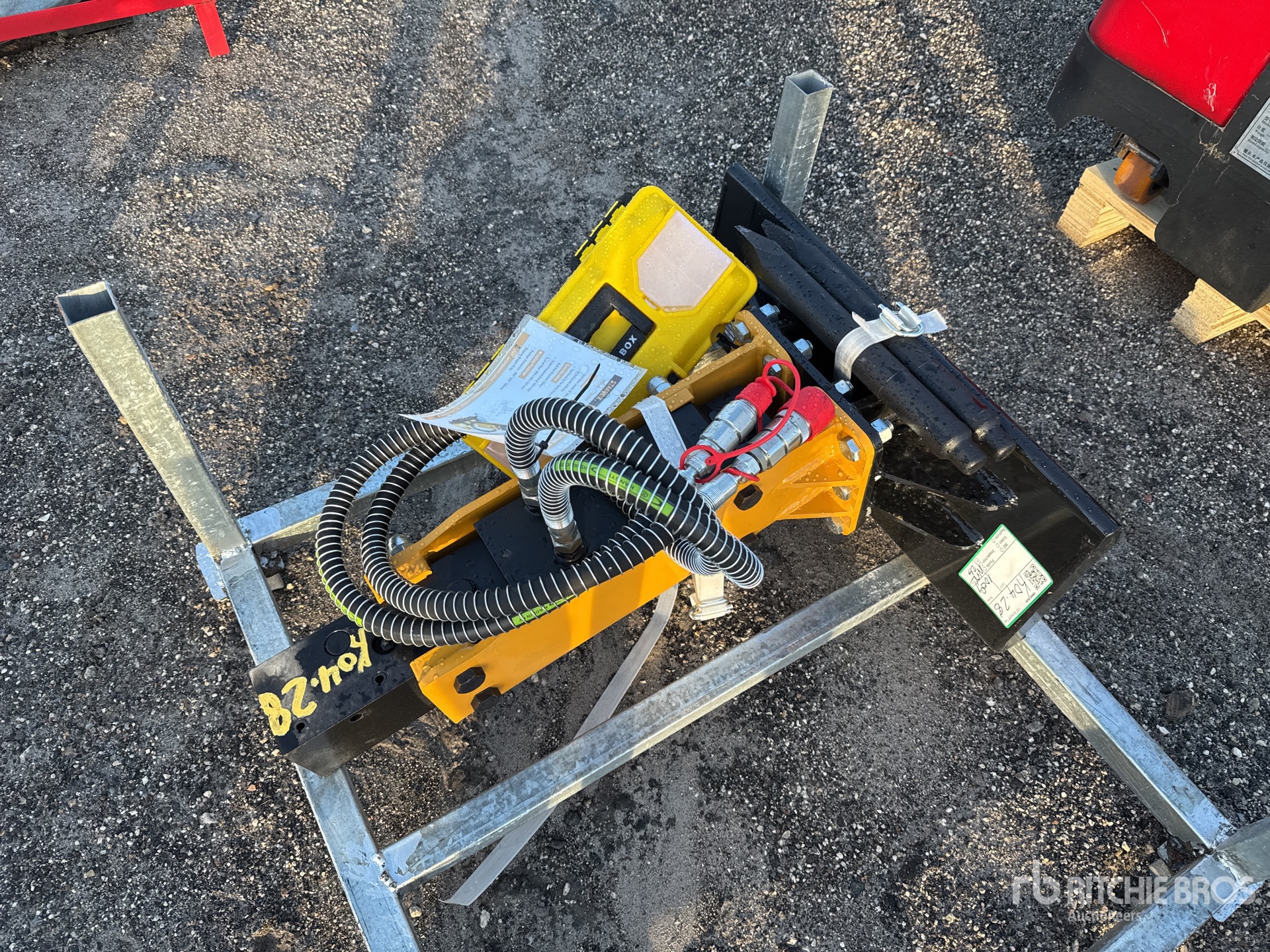 General Appearance with Picture, Right Front Corner