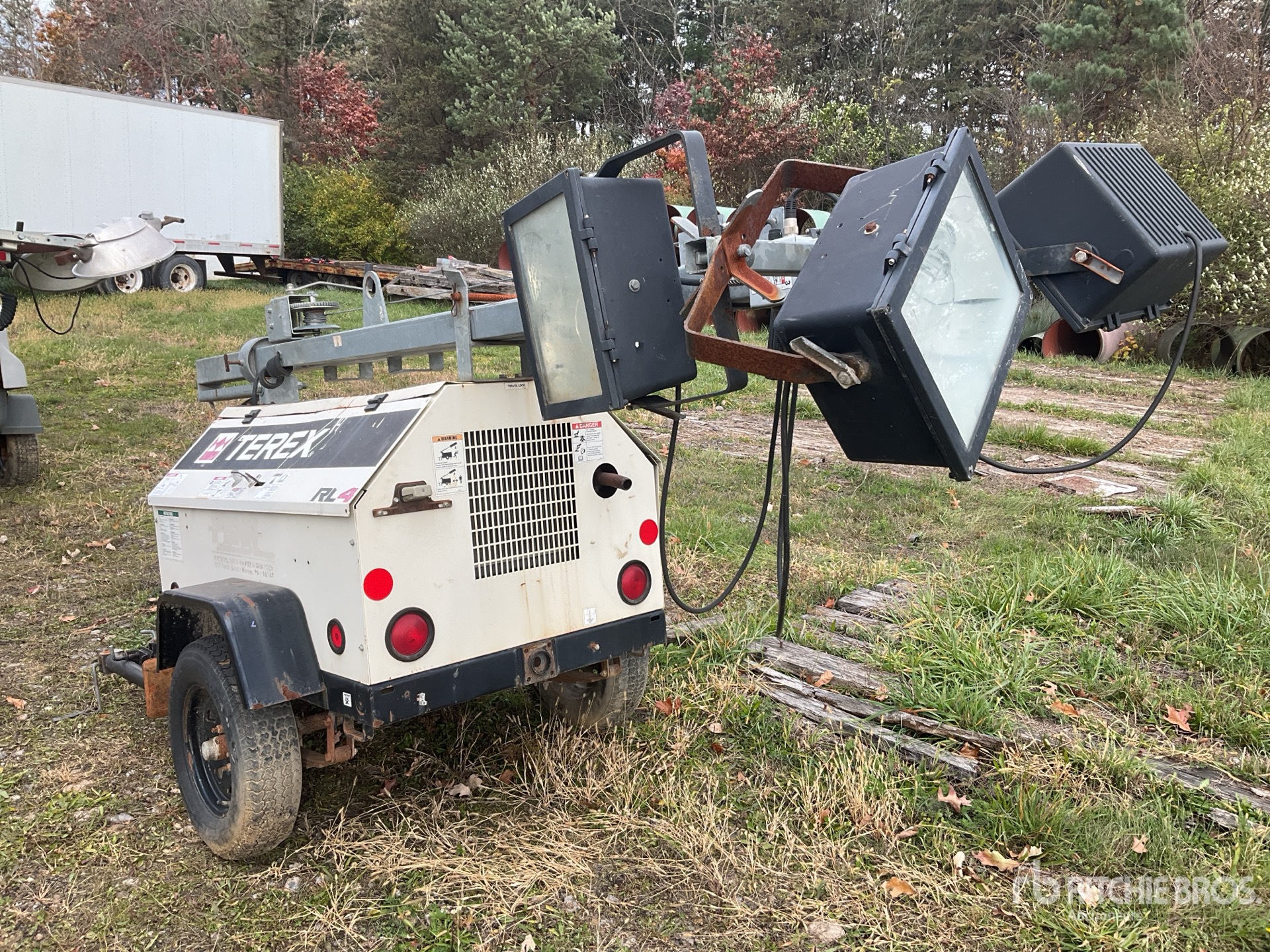 General Appearance with Foto, angolo posteriore sinistro