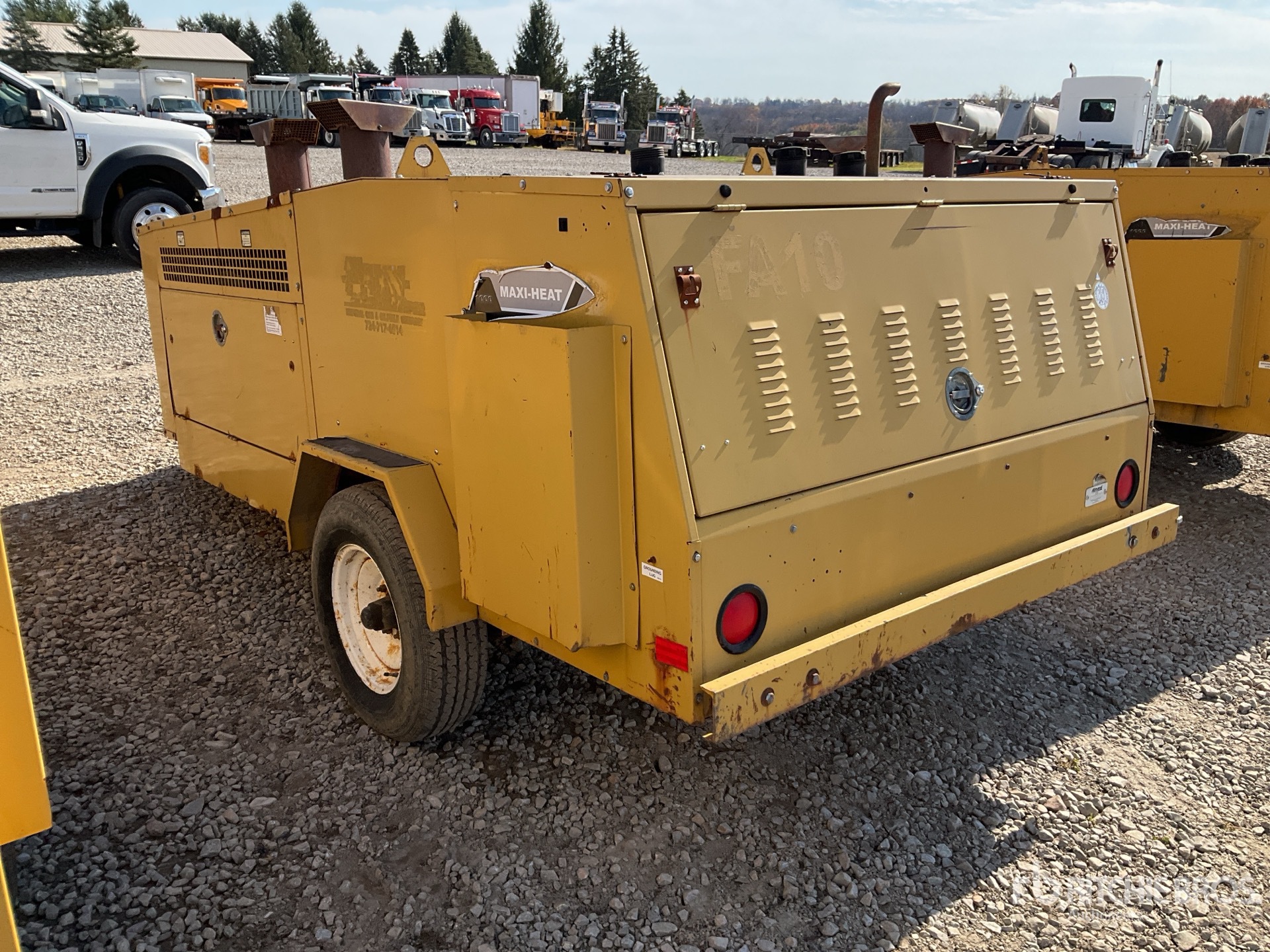 General Appearance with Picture, Left Rear Corner