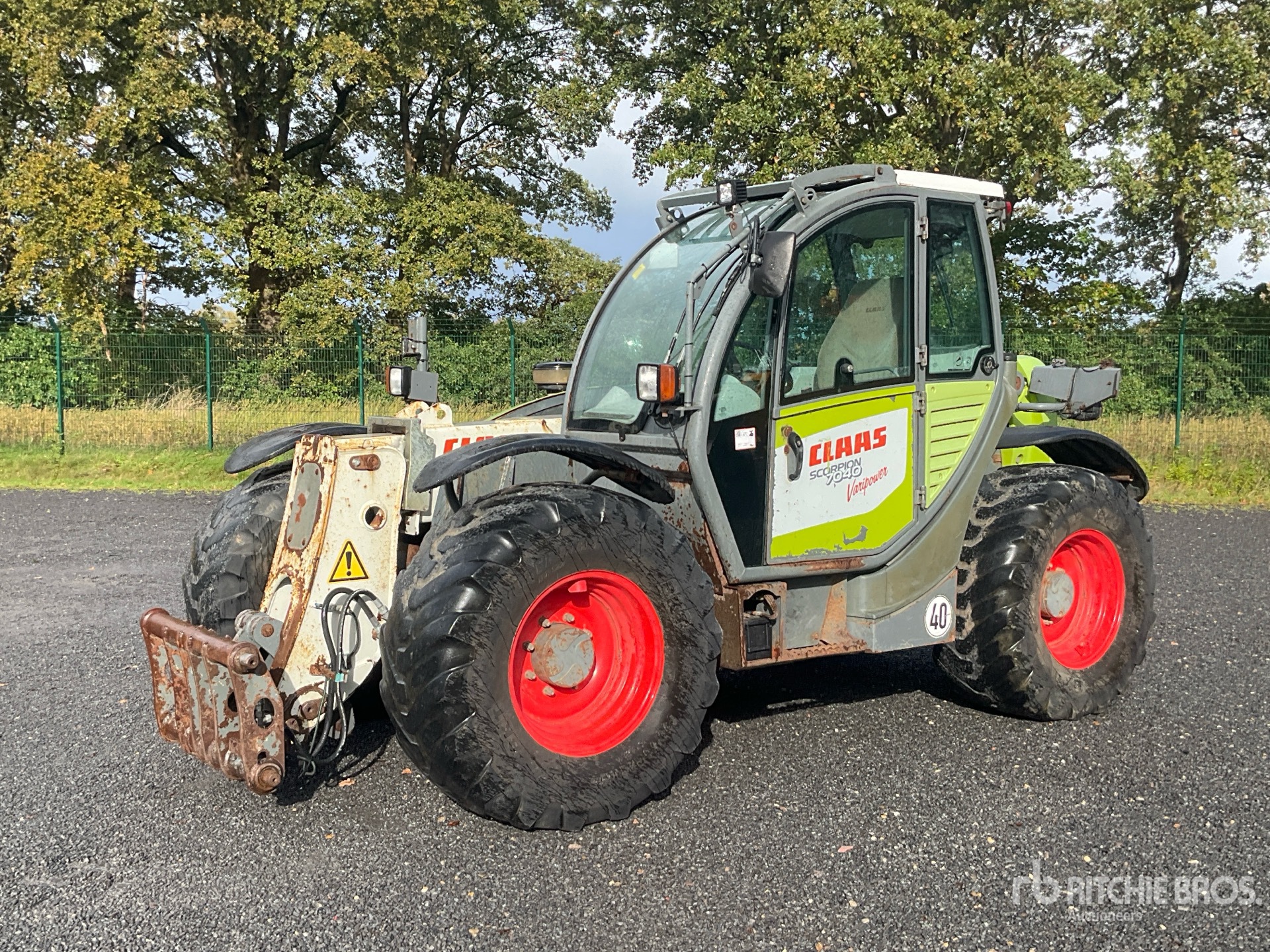 General Appearance with Picture, Left Front Corner
