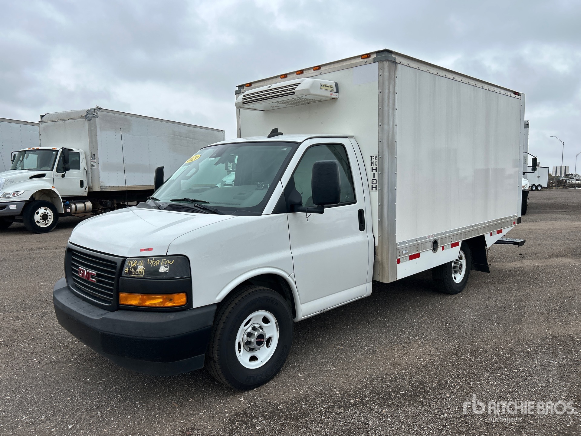 General Appearance with Featured Photo