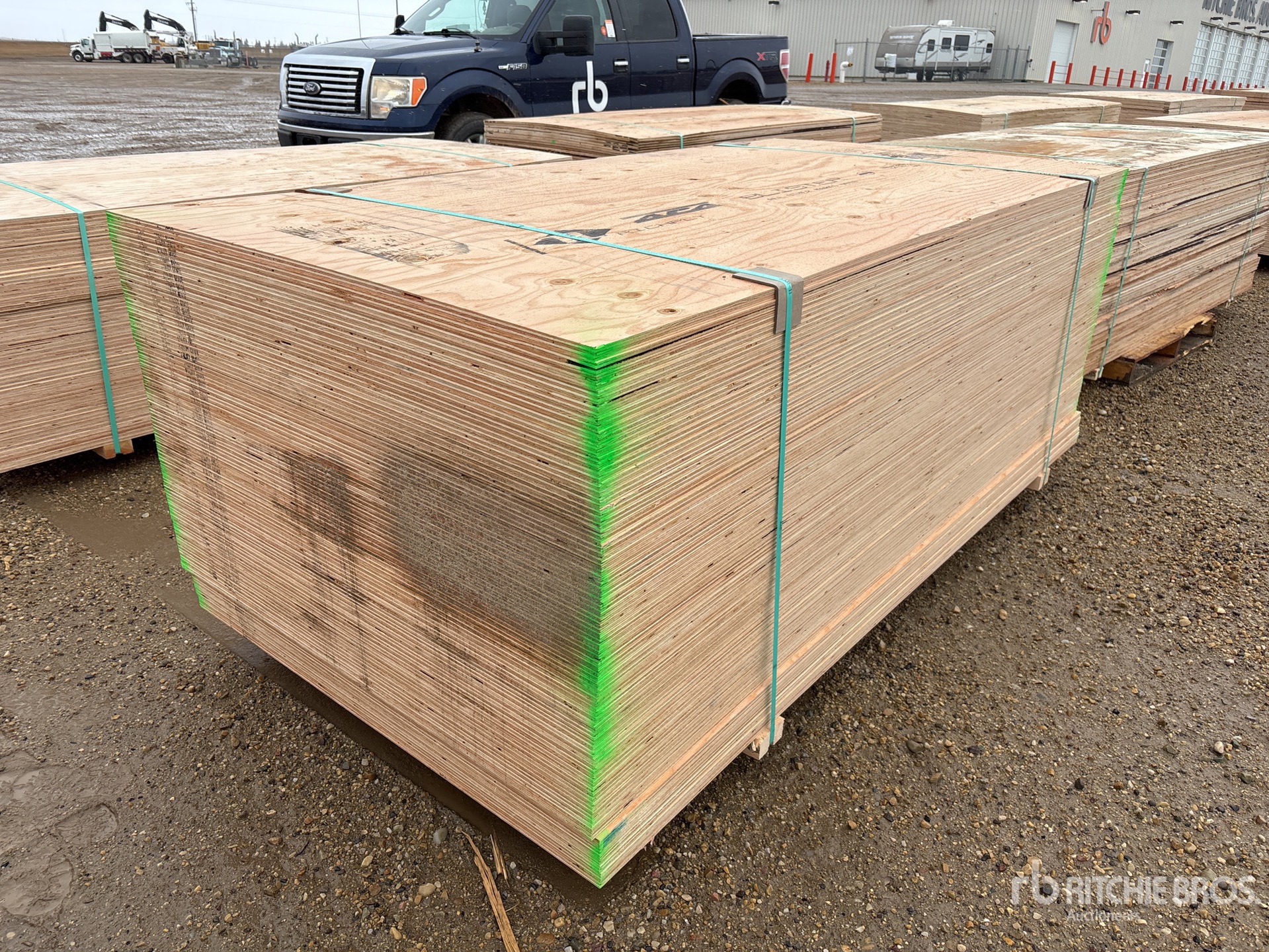 General Appearance with Foto, angolo posteriore sinistro